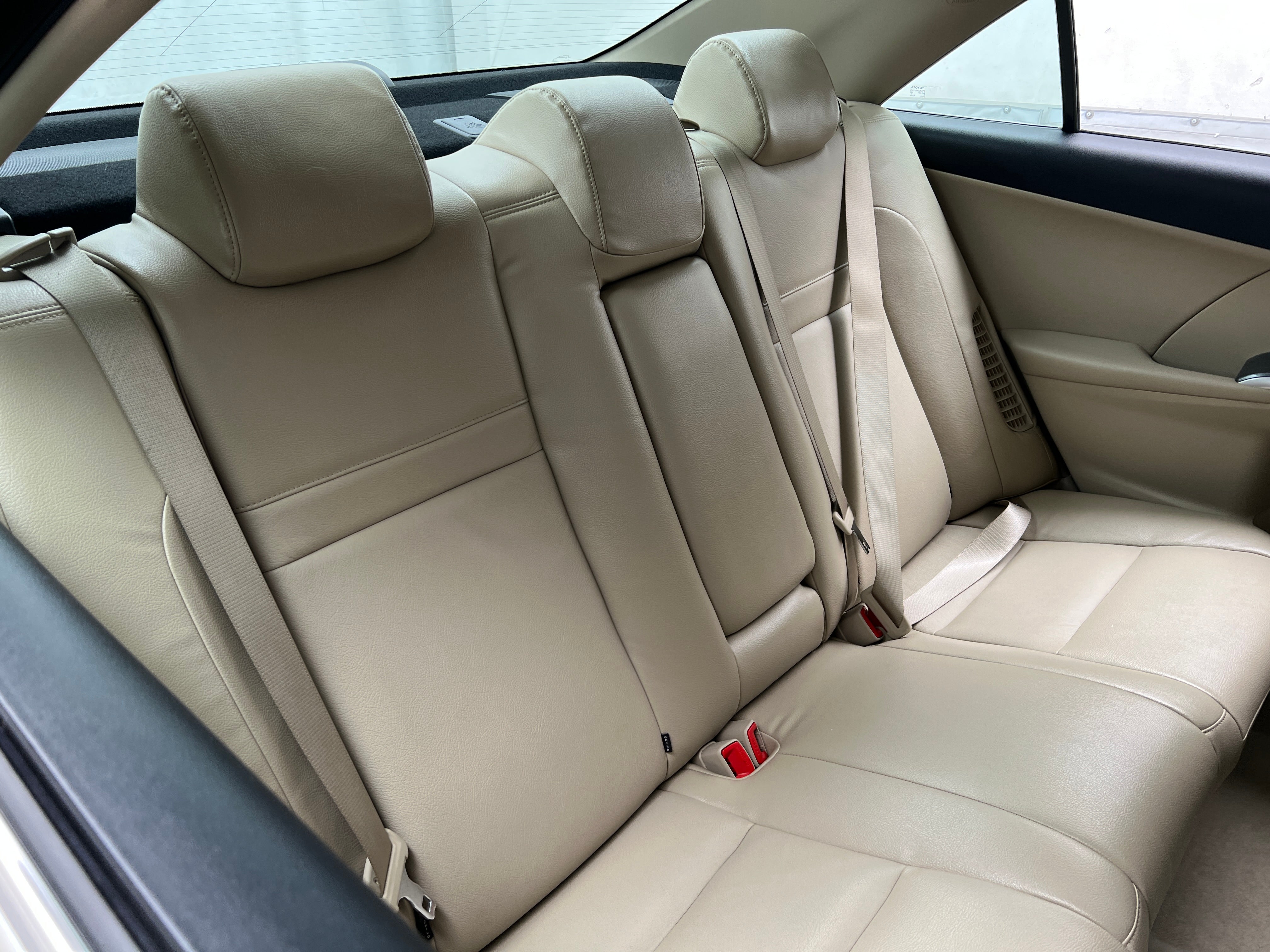 2014 Toyota Camry XLE 6