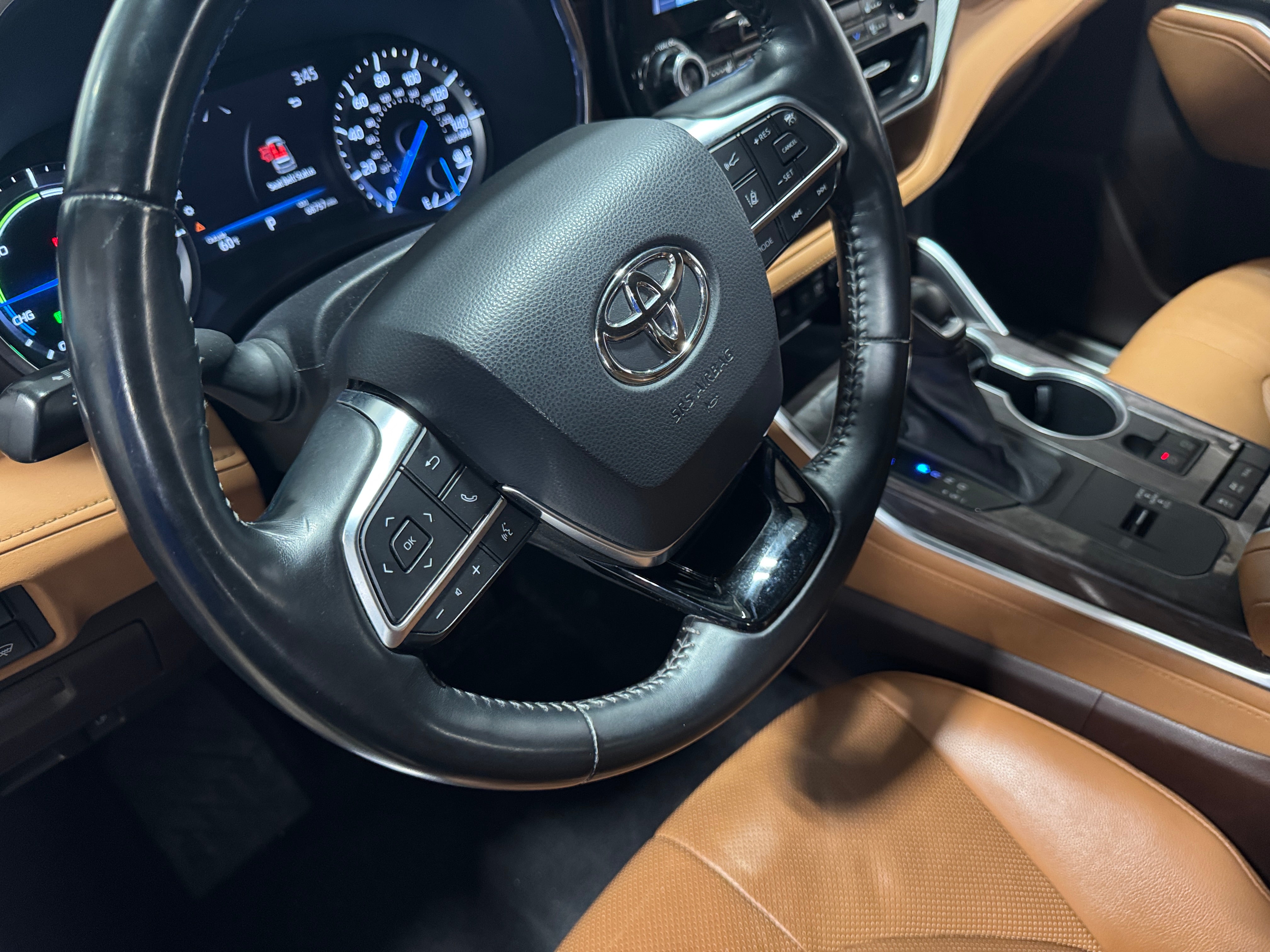 2021 Toyota Highlander Platinum 4