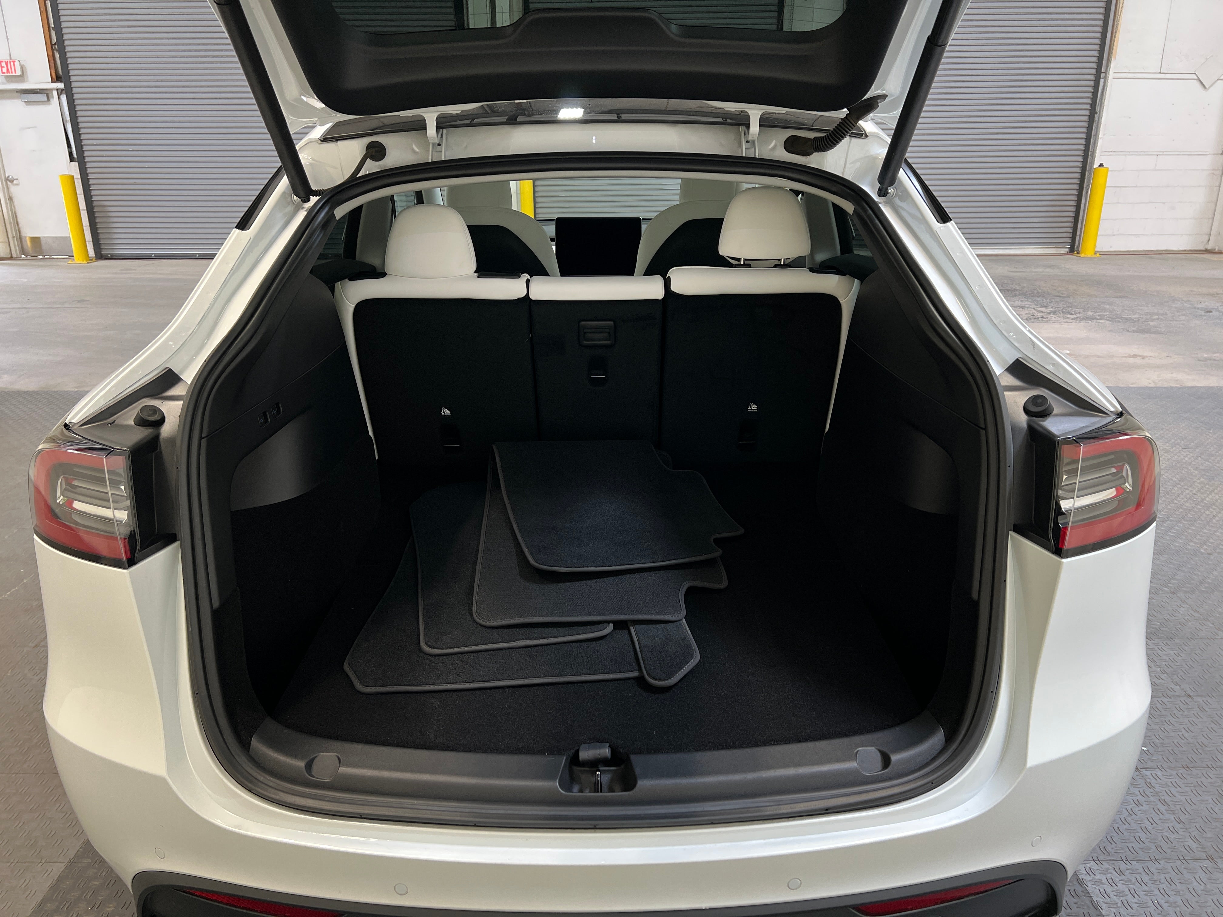 2022 Tesla Model Y Long Range 6