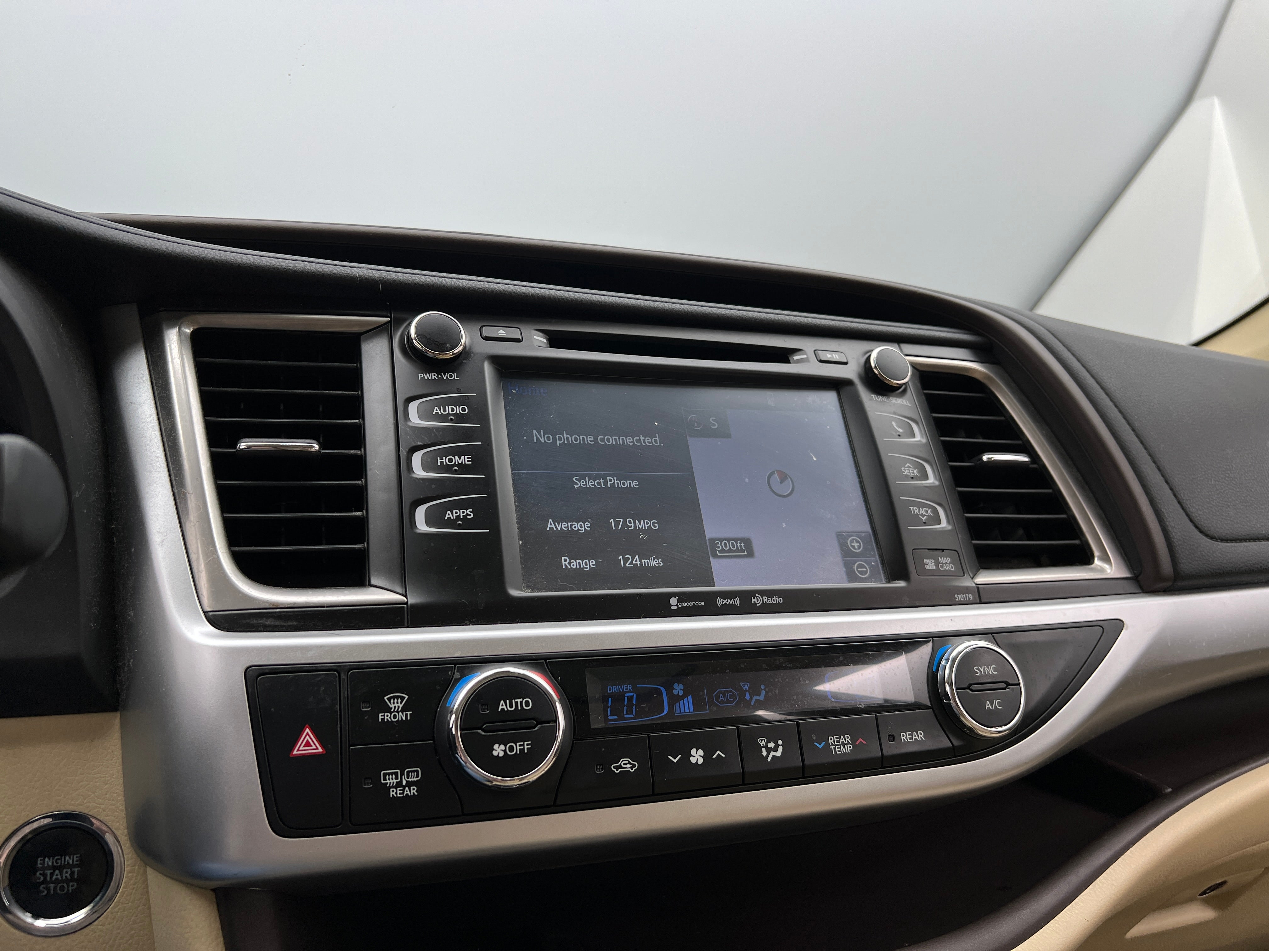 2018 Toyota Highlander XLE 3