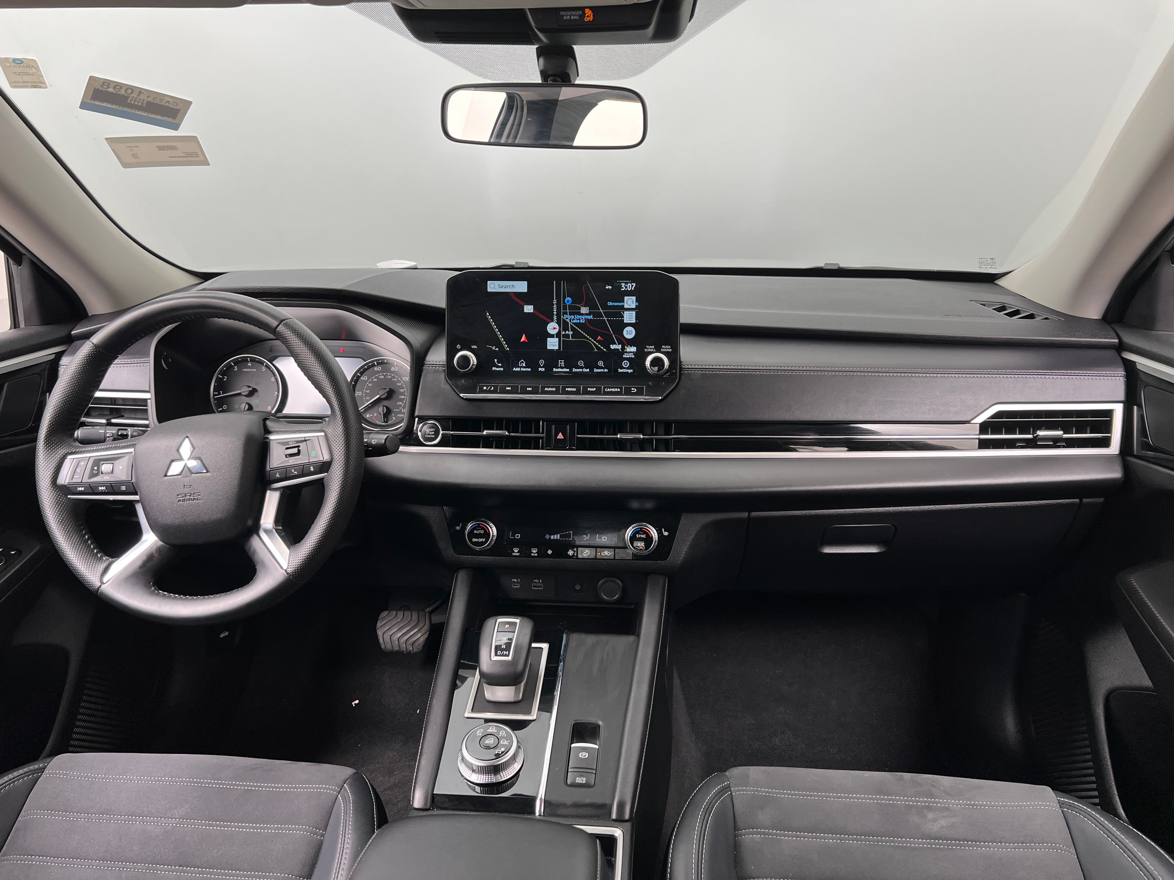 2024 Mitsubishi Outlander SE 2