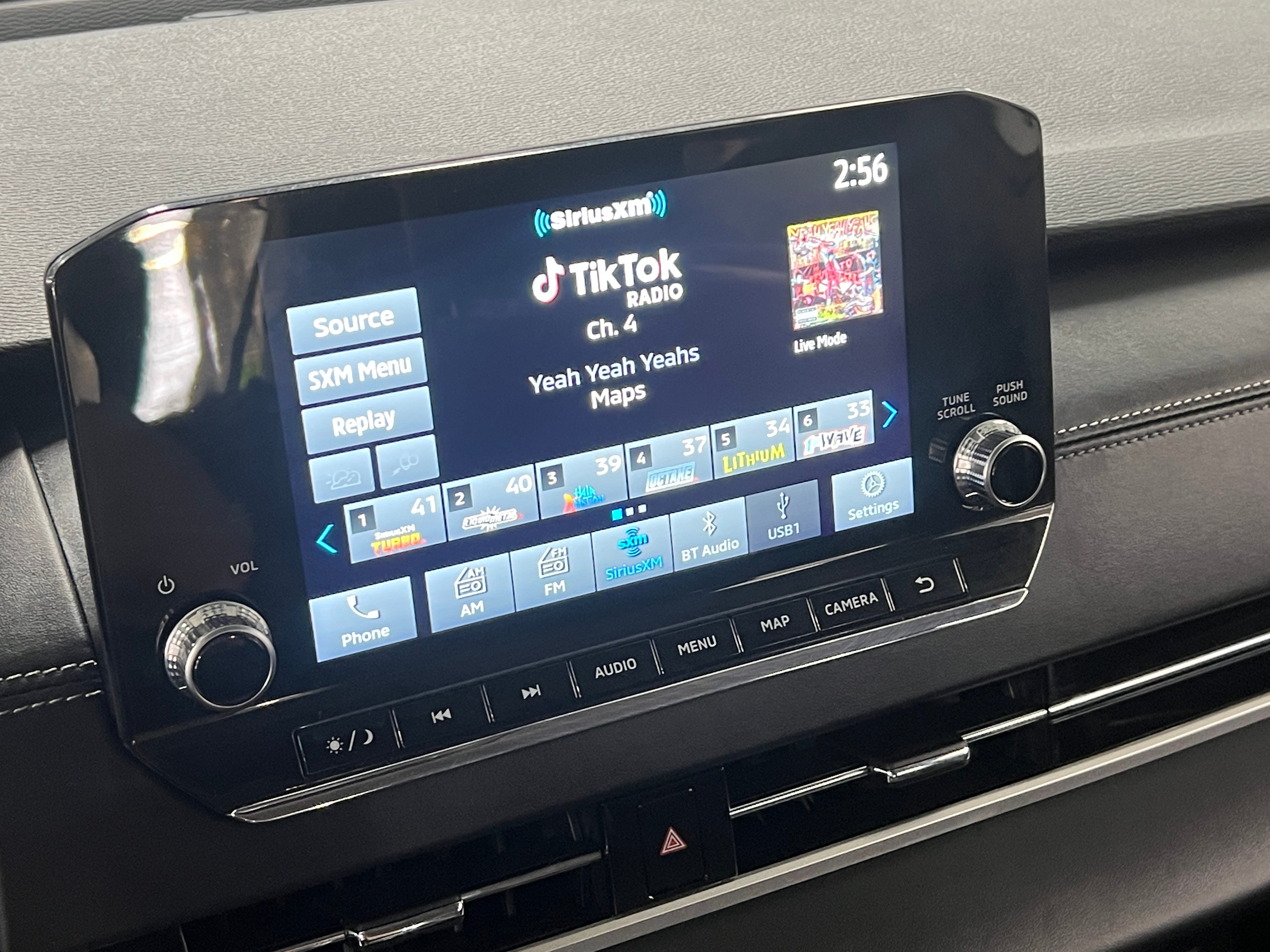 2024 Mitsubishi Outlander SE 3