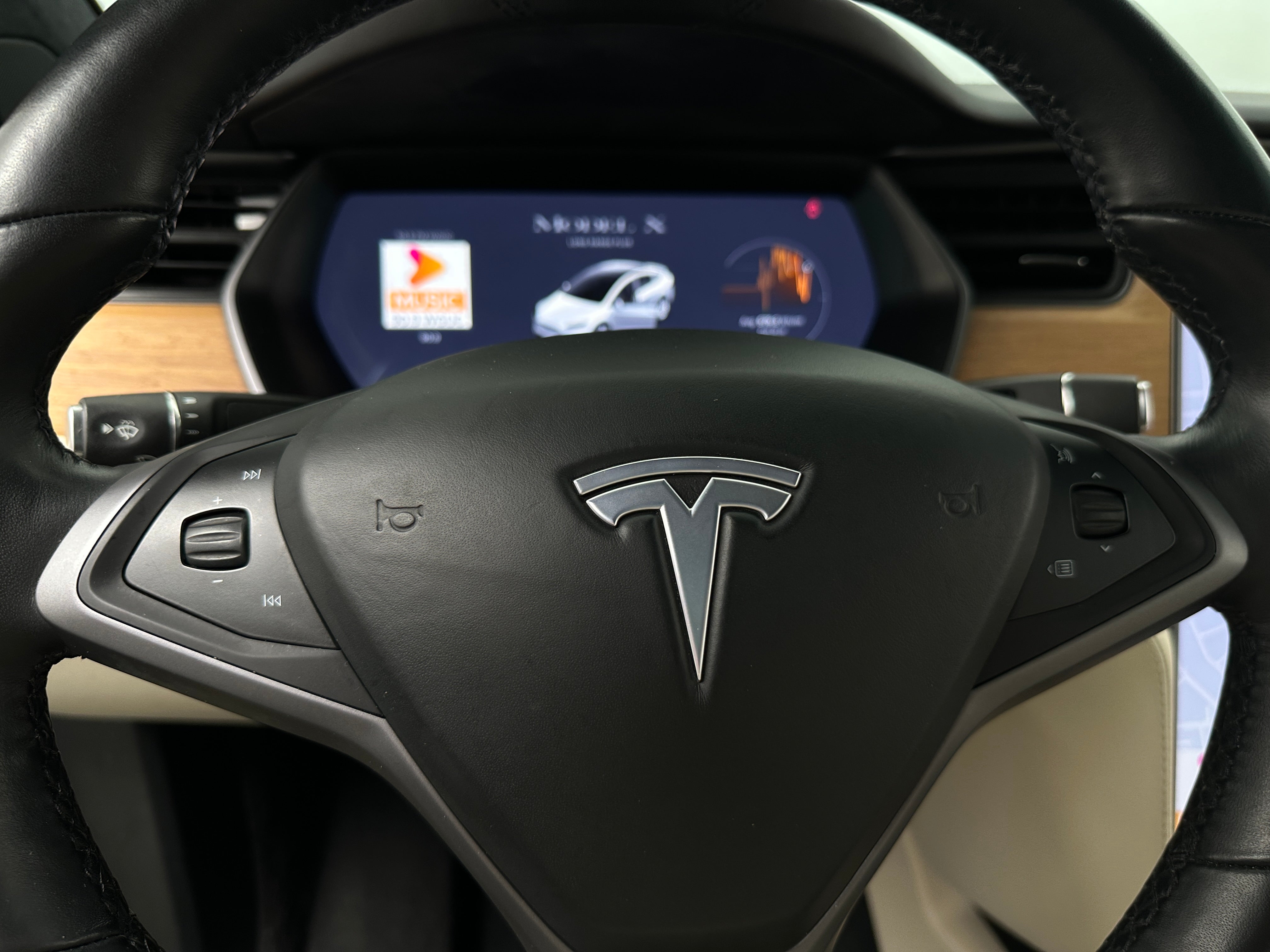2020 Tesla Model X Long Range 4