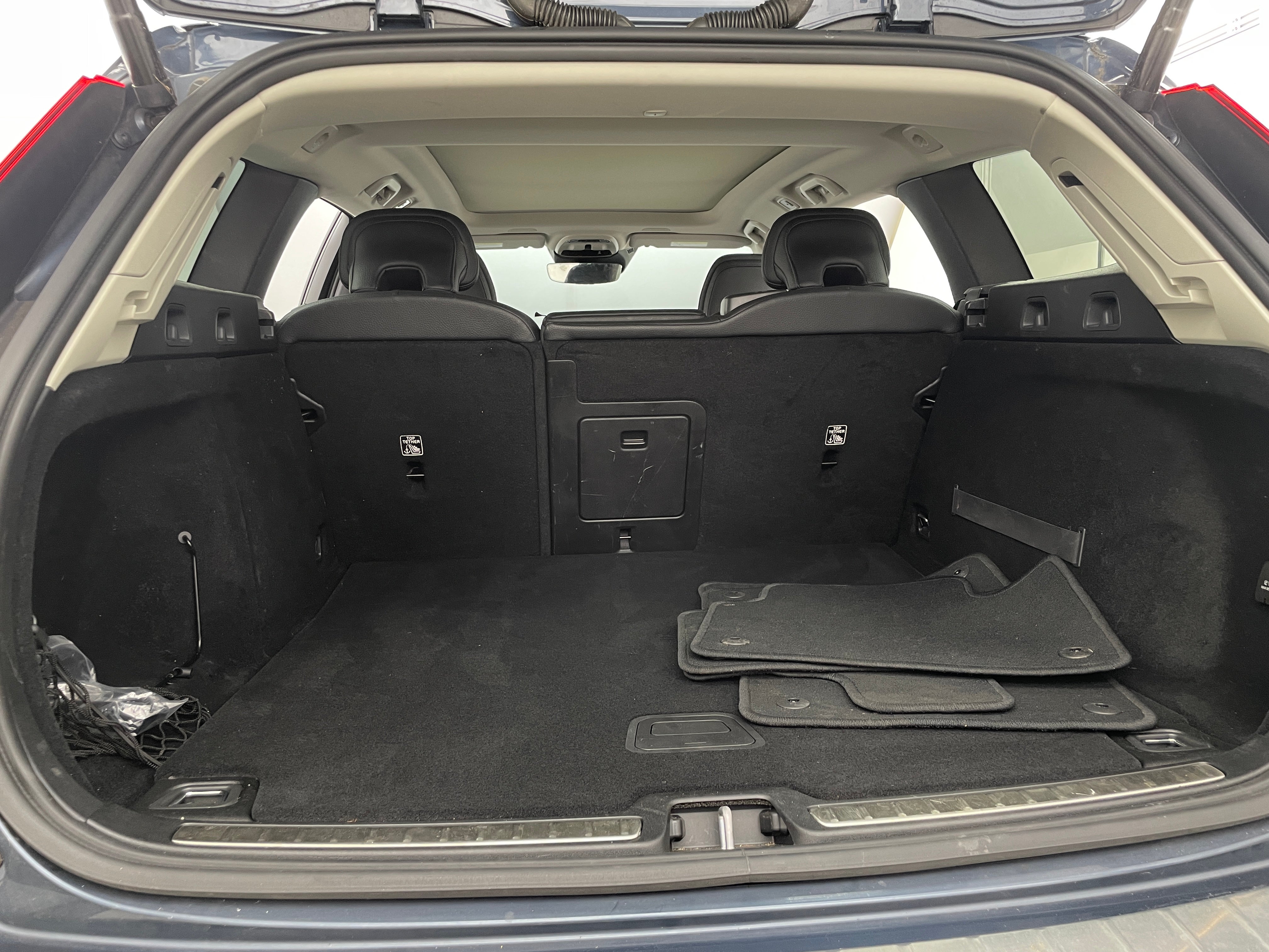 2020 Volvo V60 T5 6