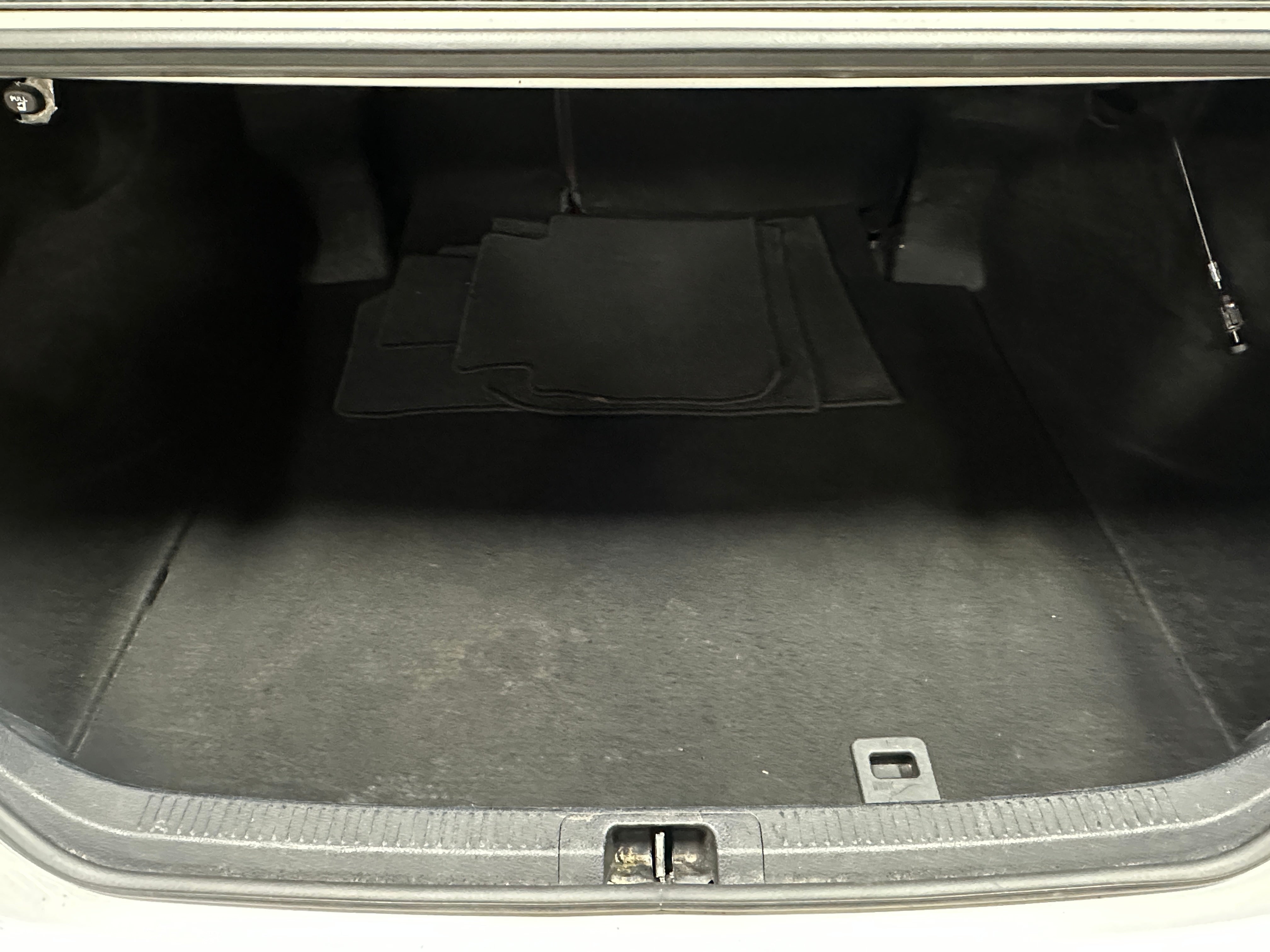 2019 Toyota Camry XSE 6