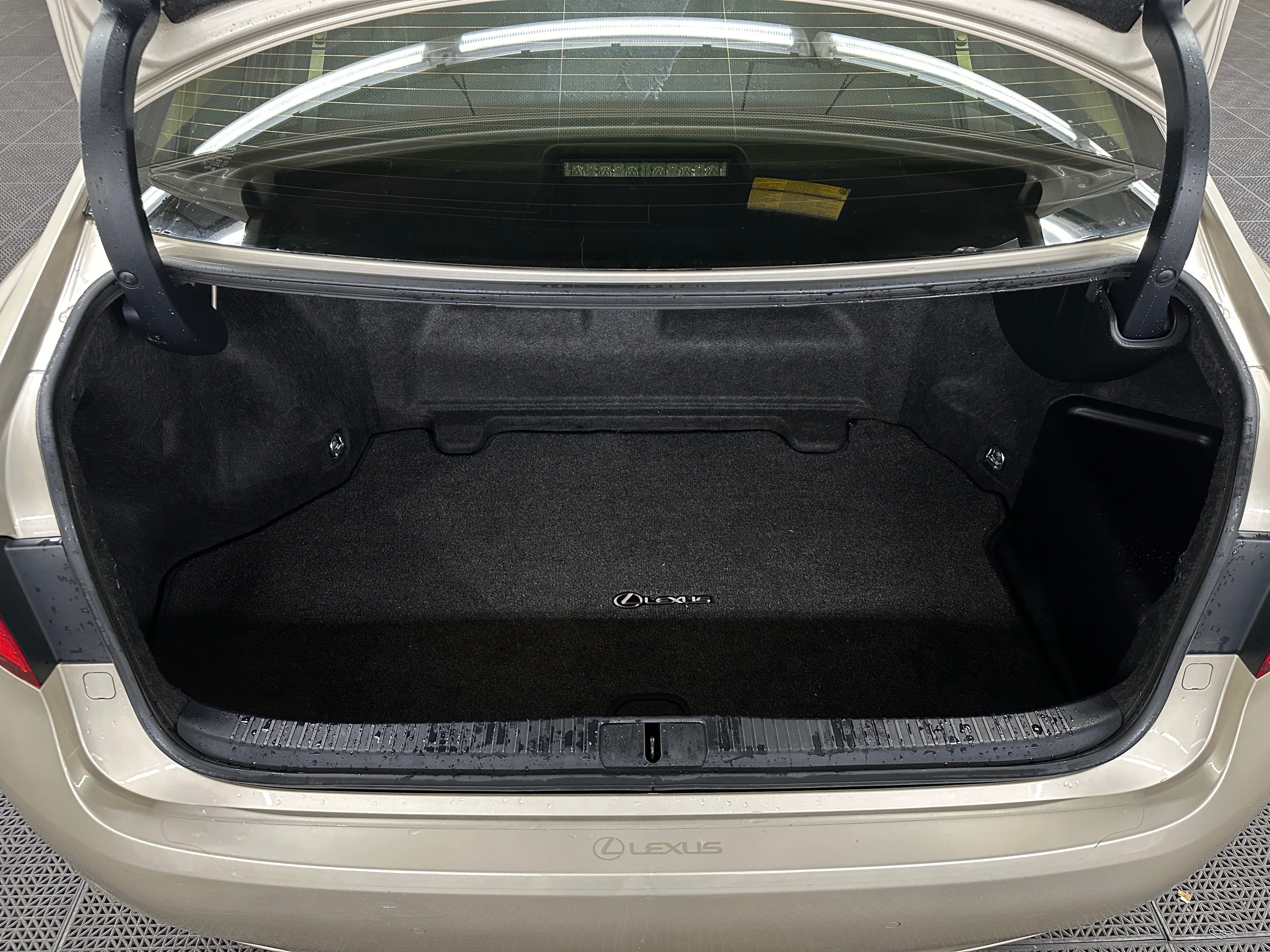 2014 Lexus ES Hybrid 300h 6