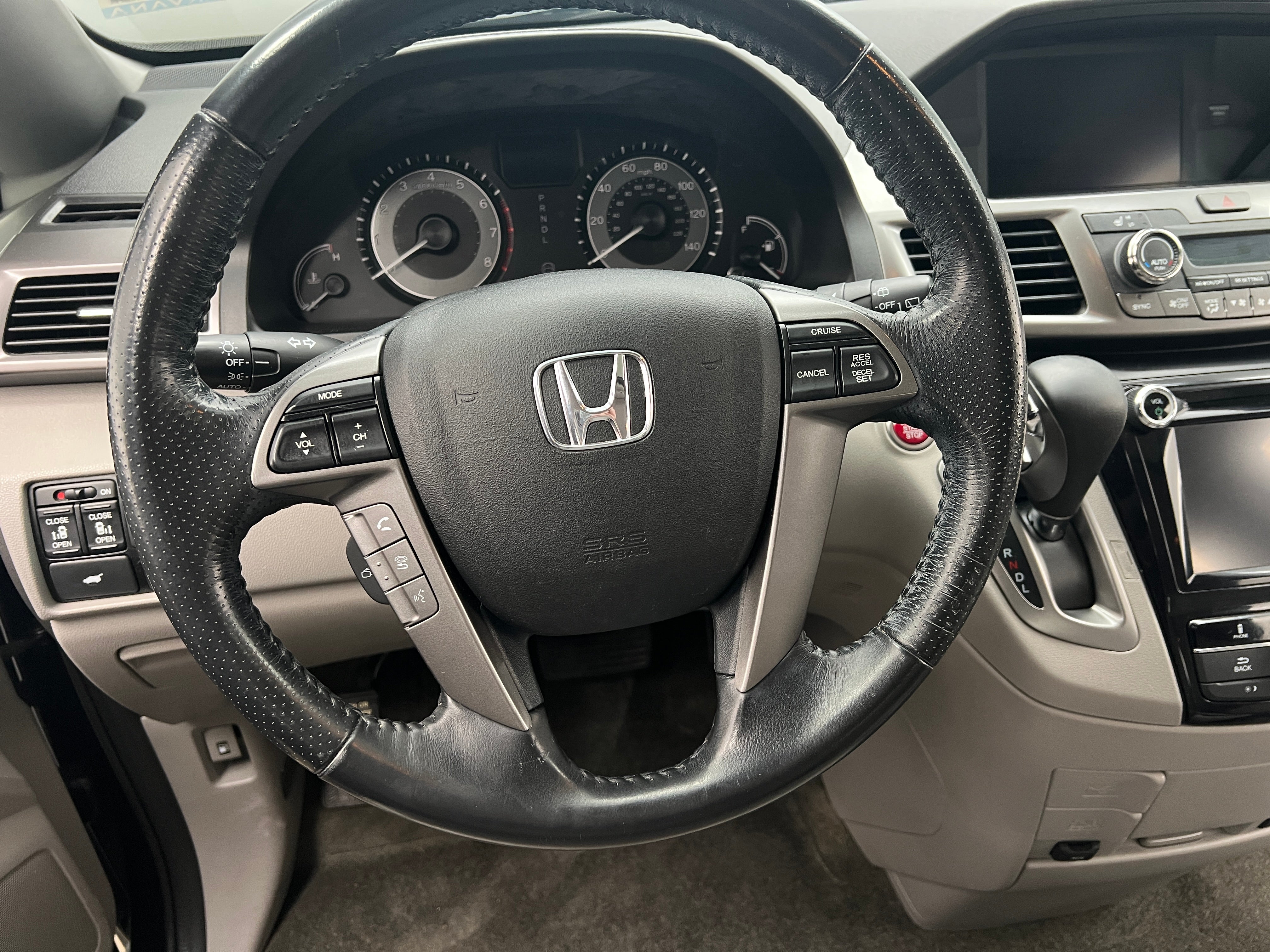 2017 Honda Odyssey EX-L 4