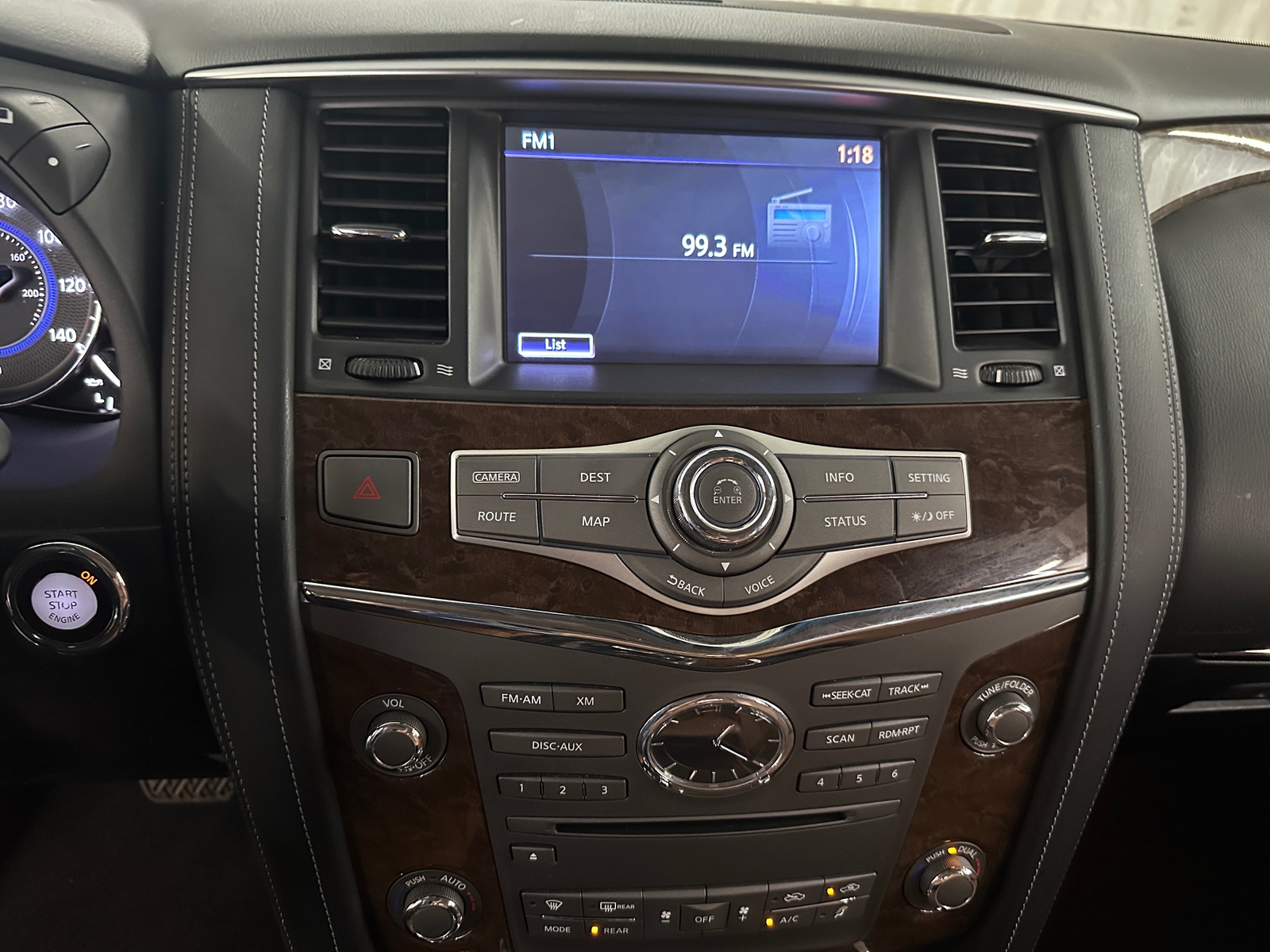 Thumbnail: 2016 INFINITI QX80 - 4