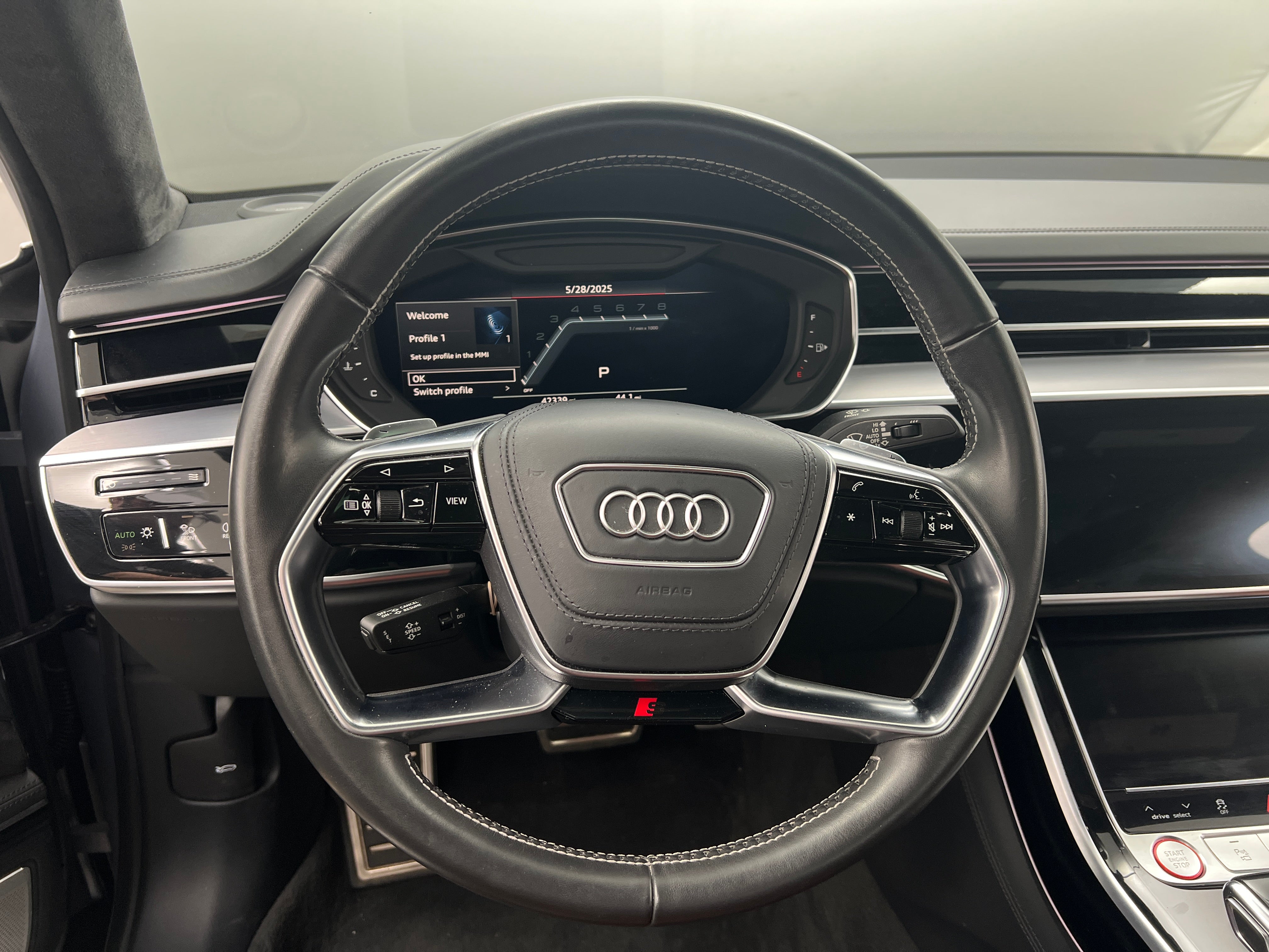 2020 Audi S8  4