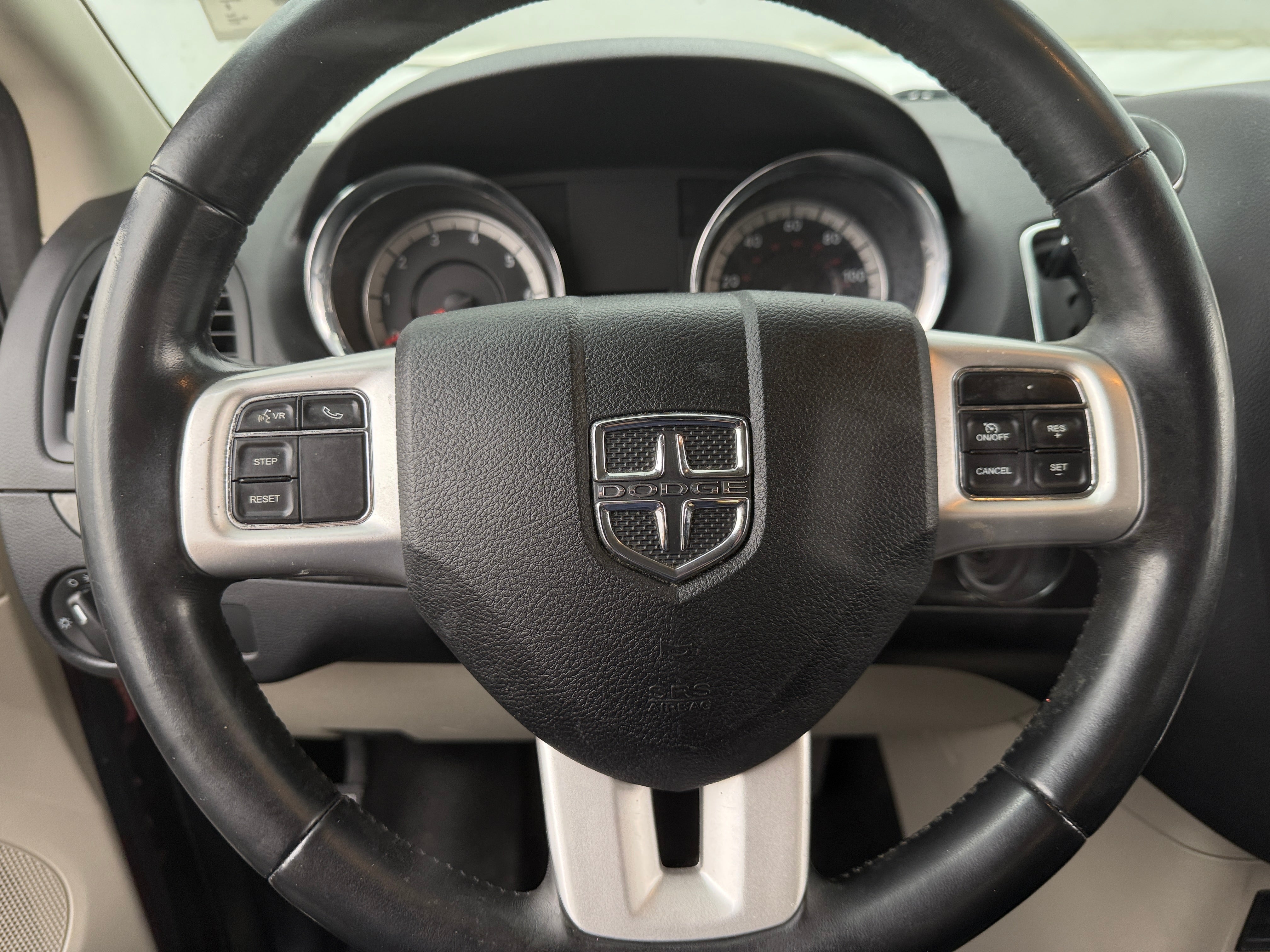Thumbnail: 2017 Dodge Grand Caravan - 5