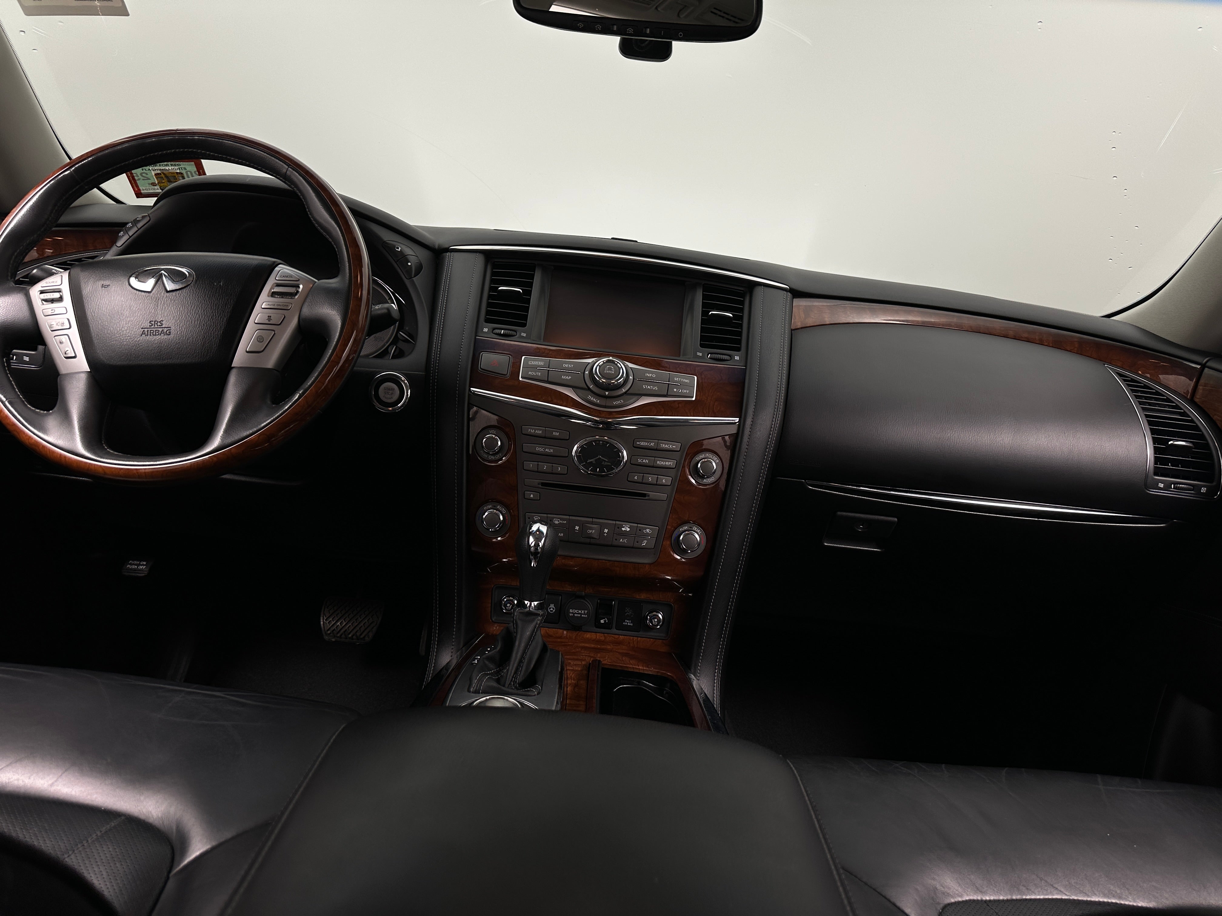 2016 INFINITI QX80 Base 3