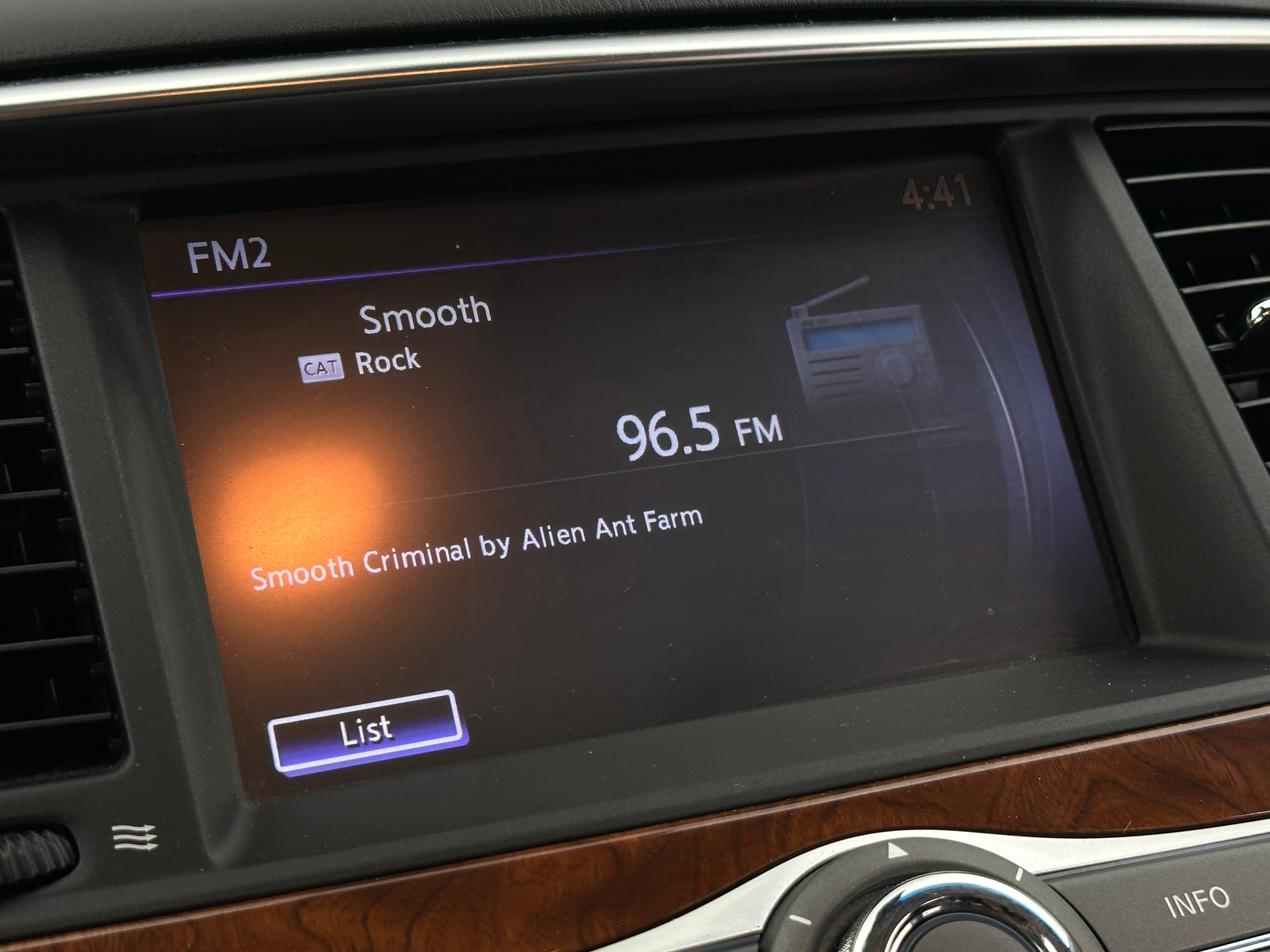 2016 INFINITI QX80 Base 4
