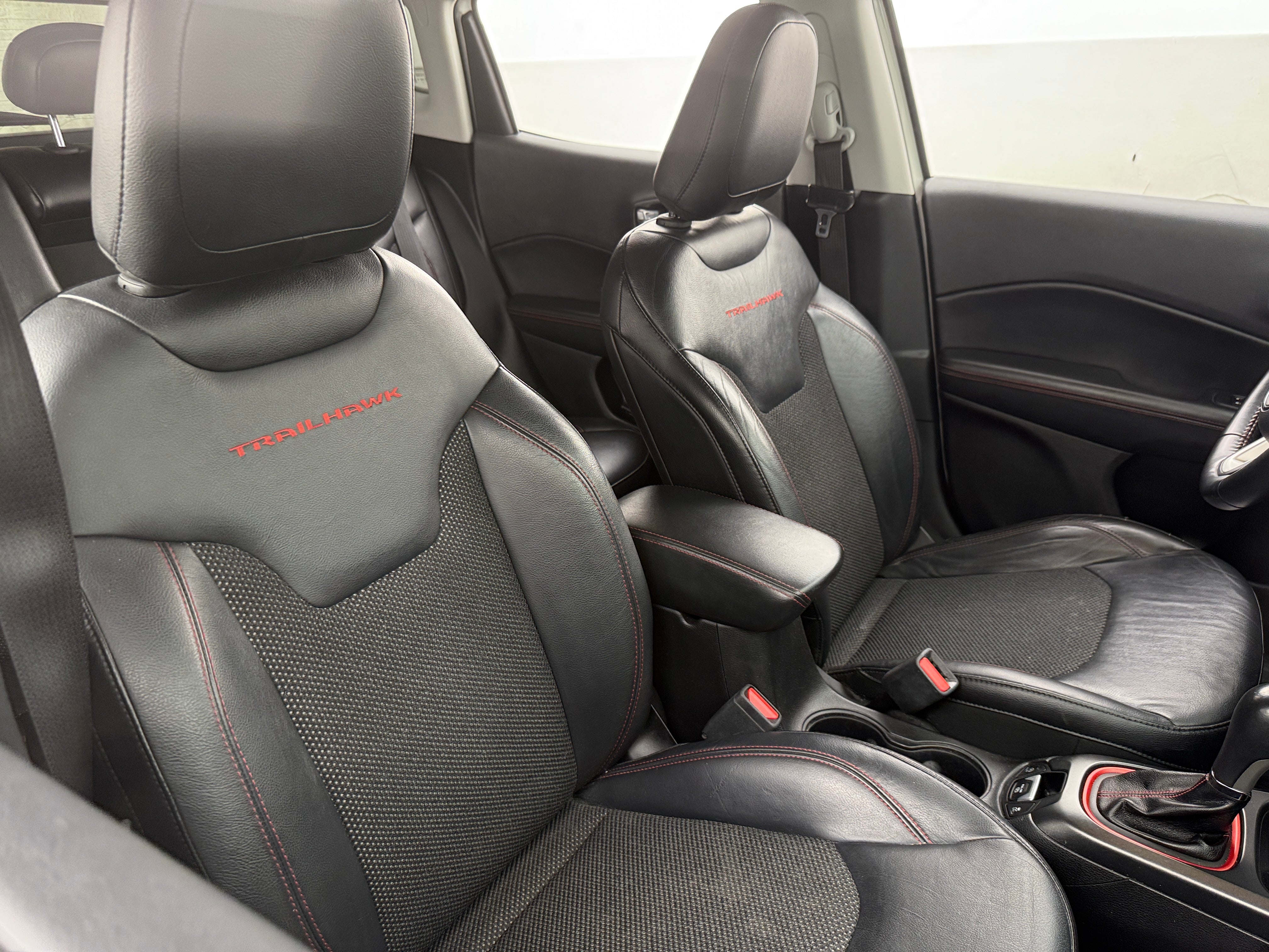 2017 Jeep Compass Trailhawk 2