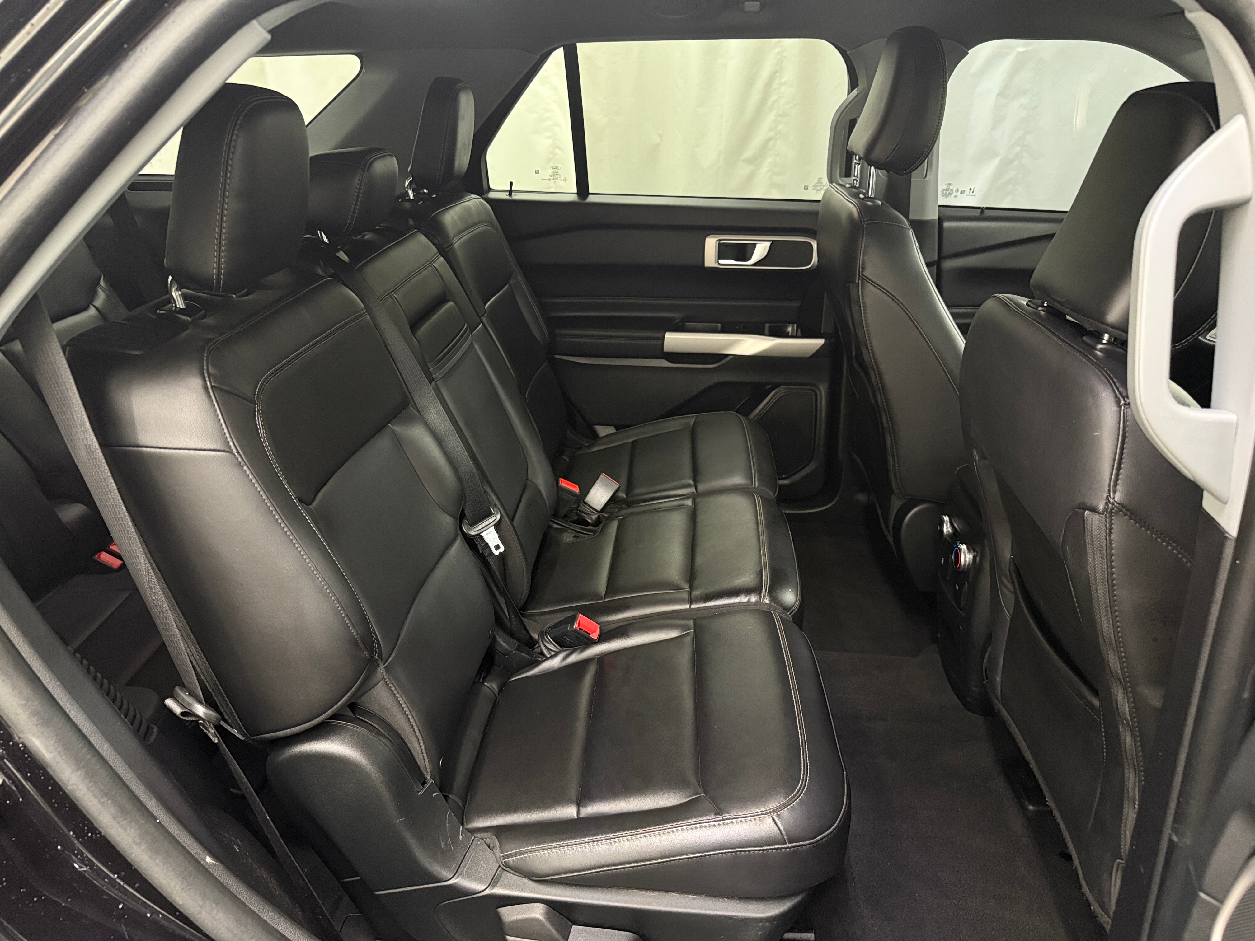 2022 Ford Explorer XLT 6