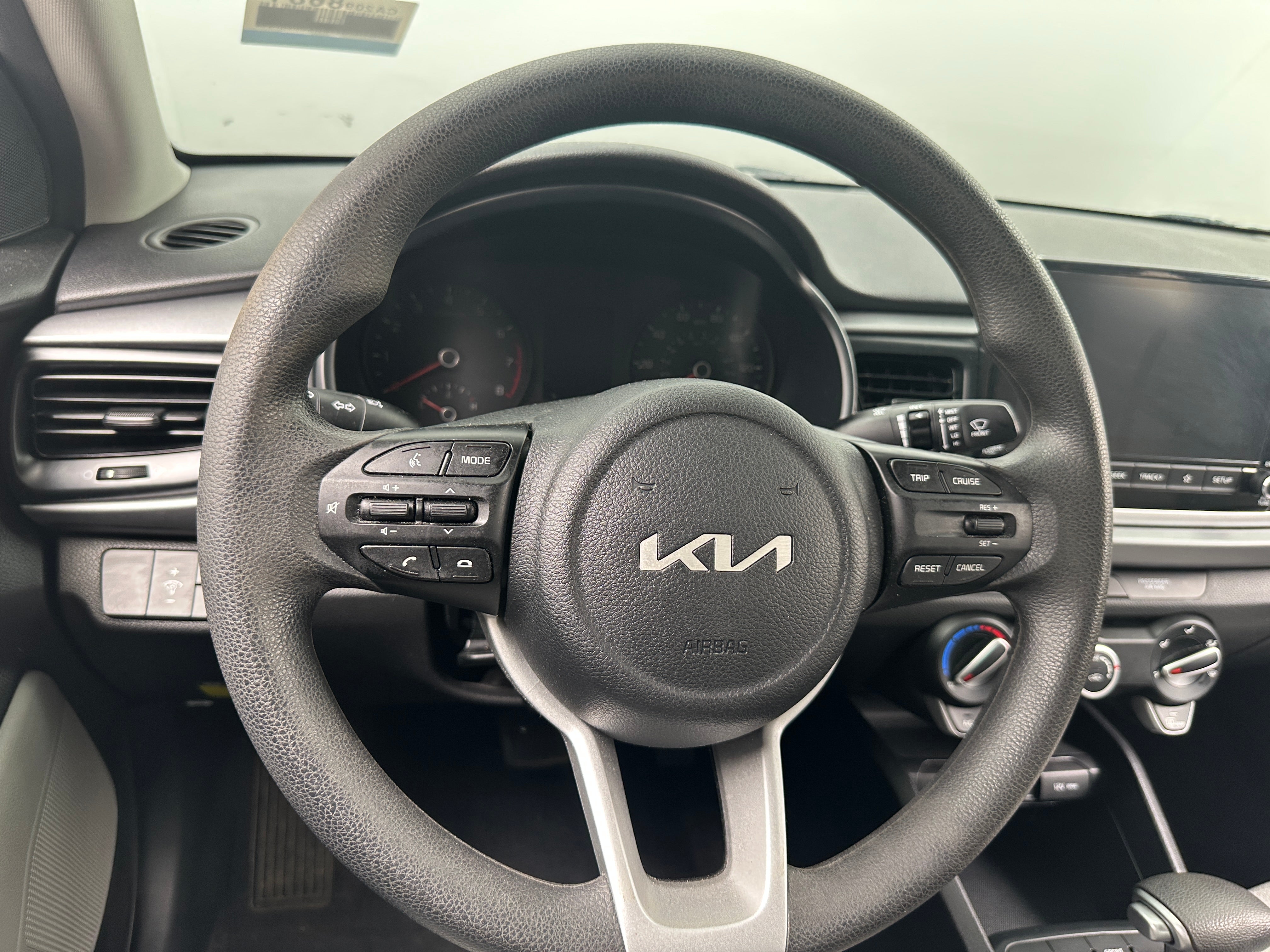 2022 Kia Rio S 5