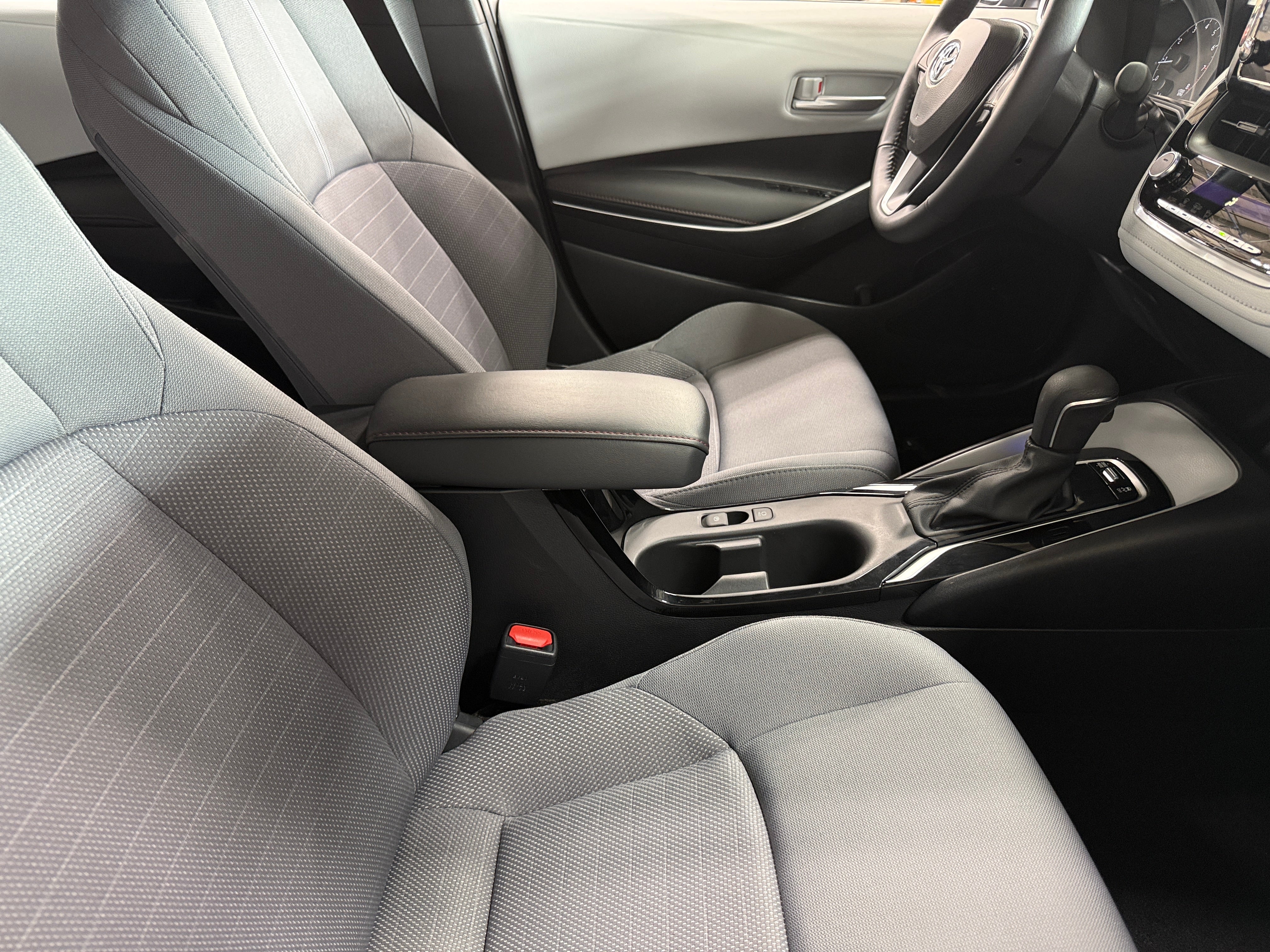 2024 Toyota Corolla SE 2