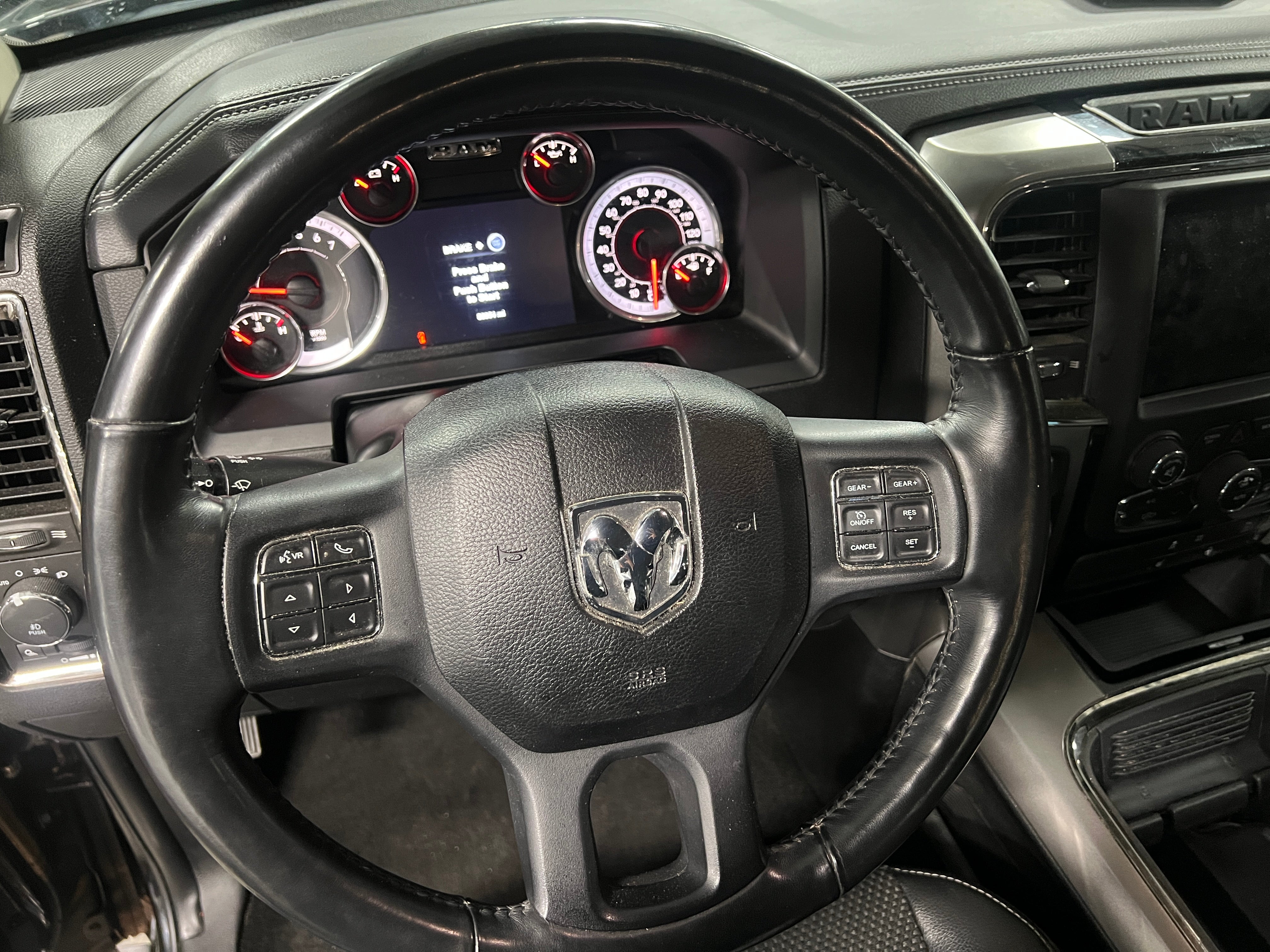 2018 RAM 1500 Sport R/T 5