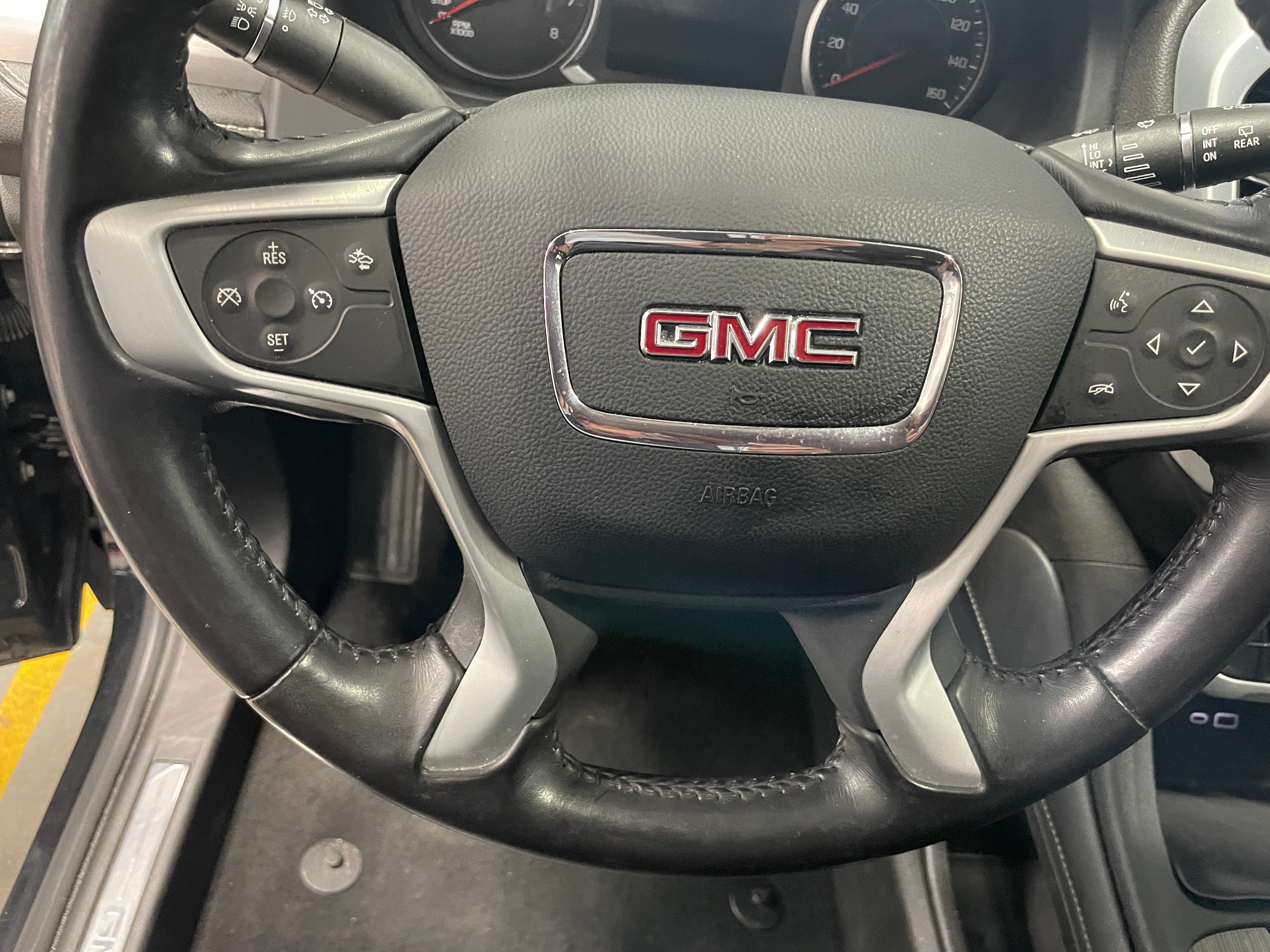 2021 GMC Acadia SLT 4