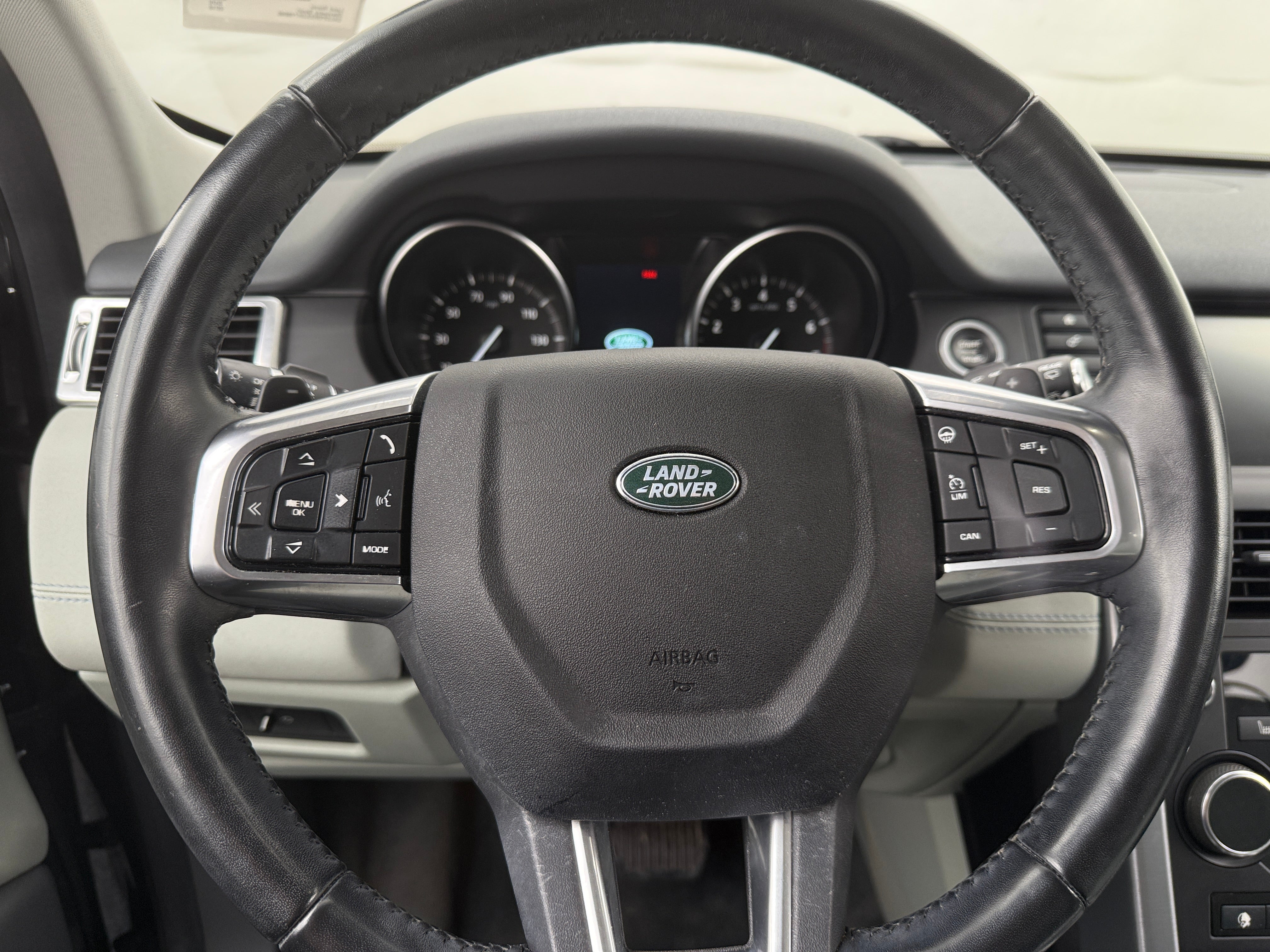 2018 Land Rover Discovery Sport SE 4