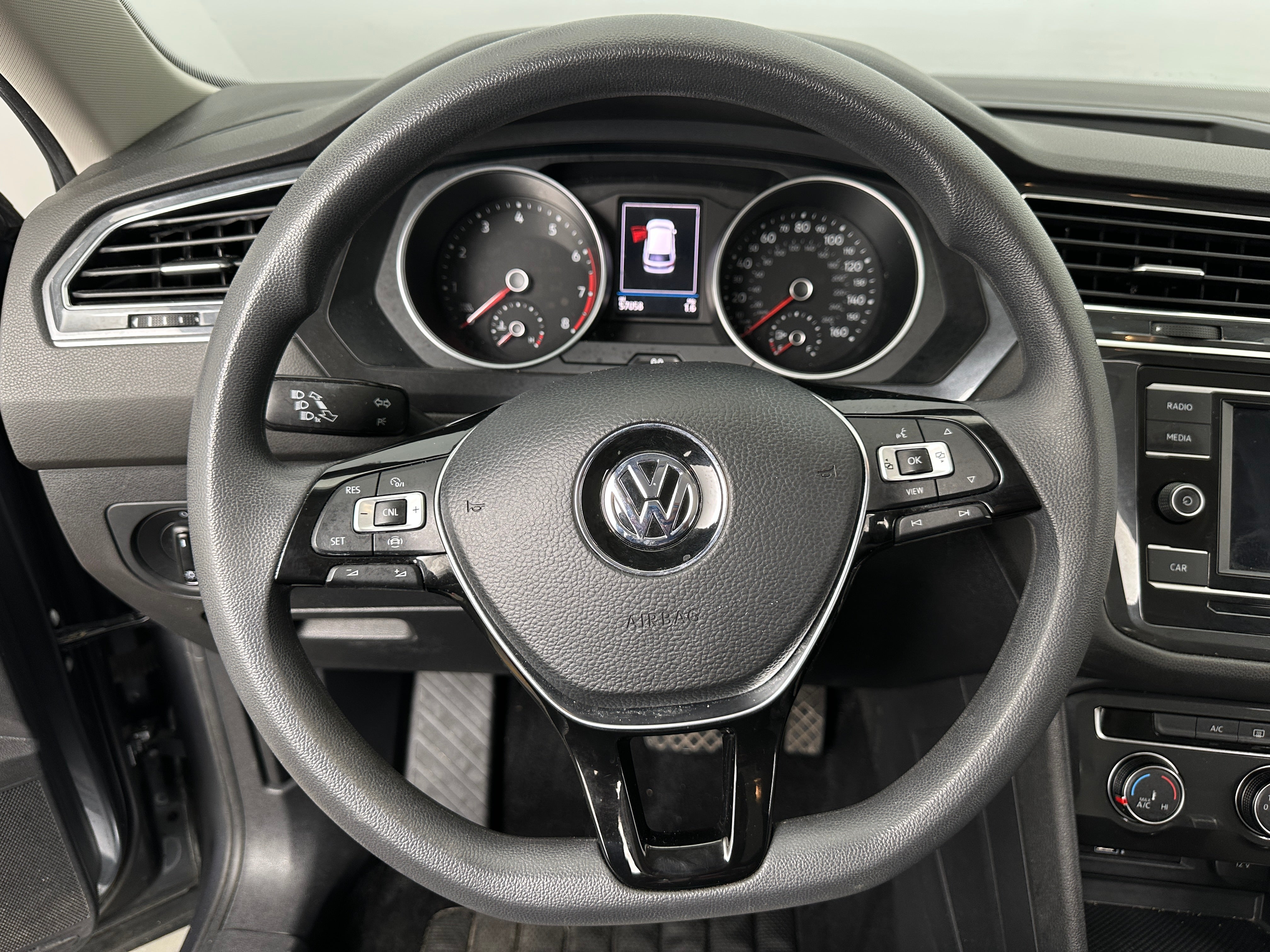 2019 Volkswagen Tiguan 2.0T 5