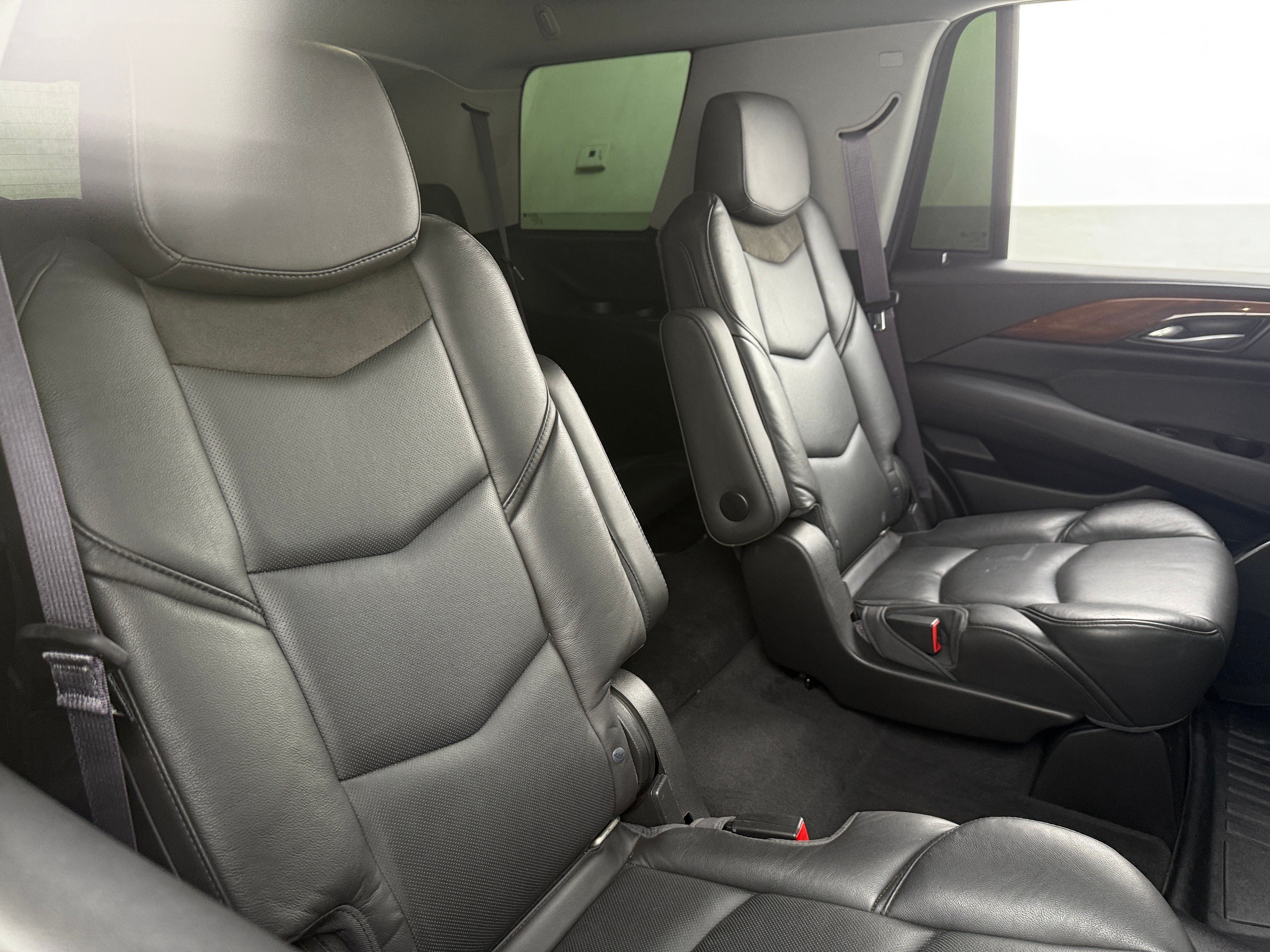 2016 Cadillac Escalade  5