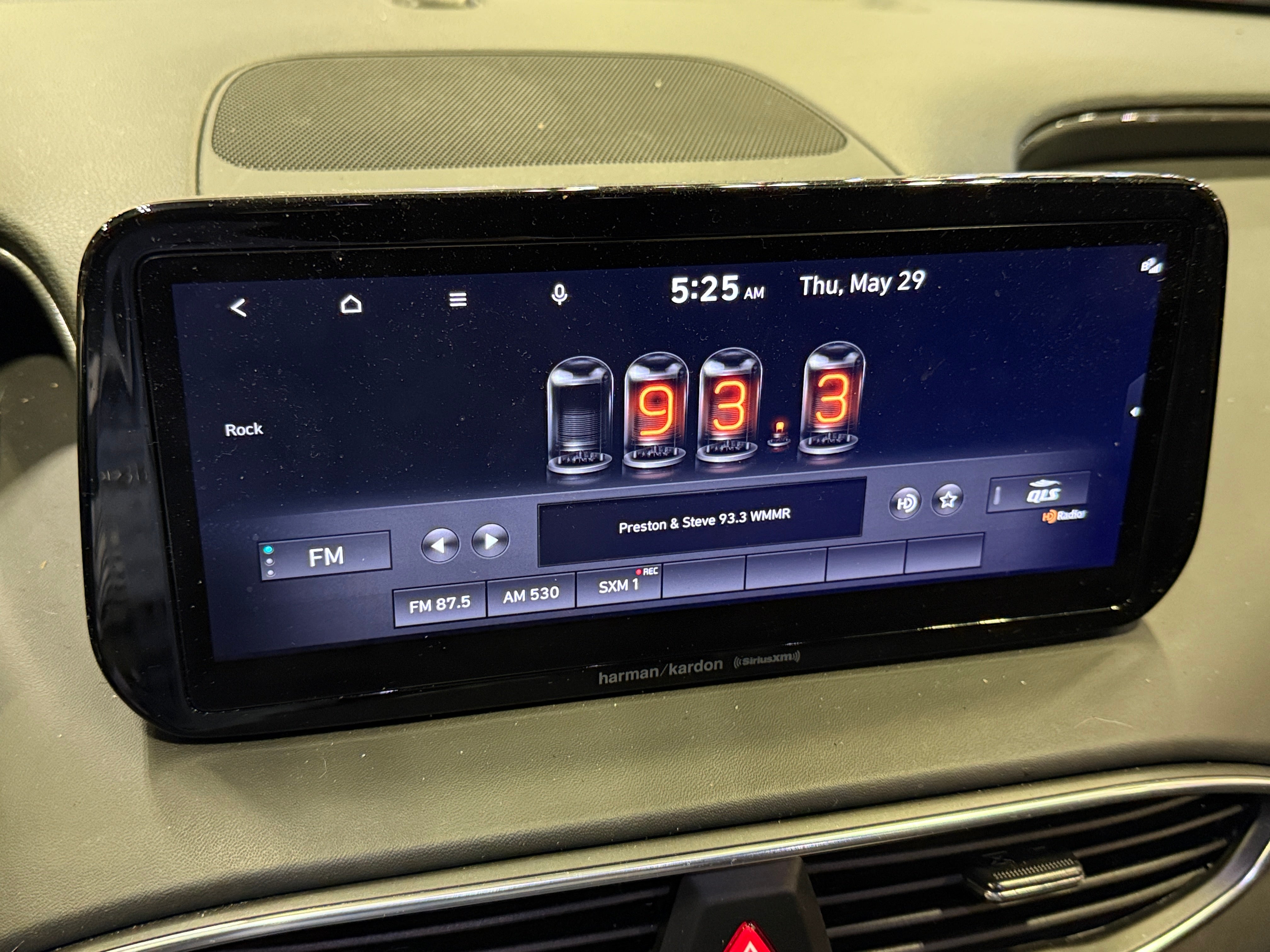 2022 Hyundai Santa Fe Limited 3
