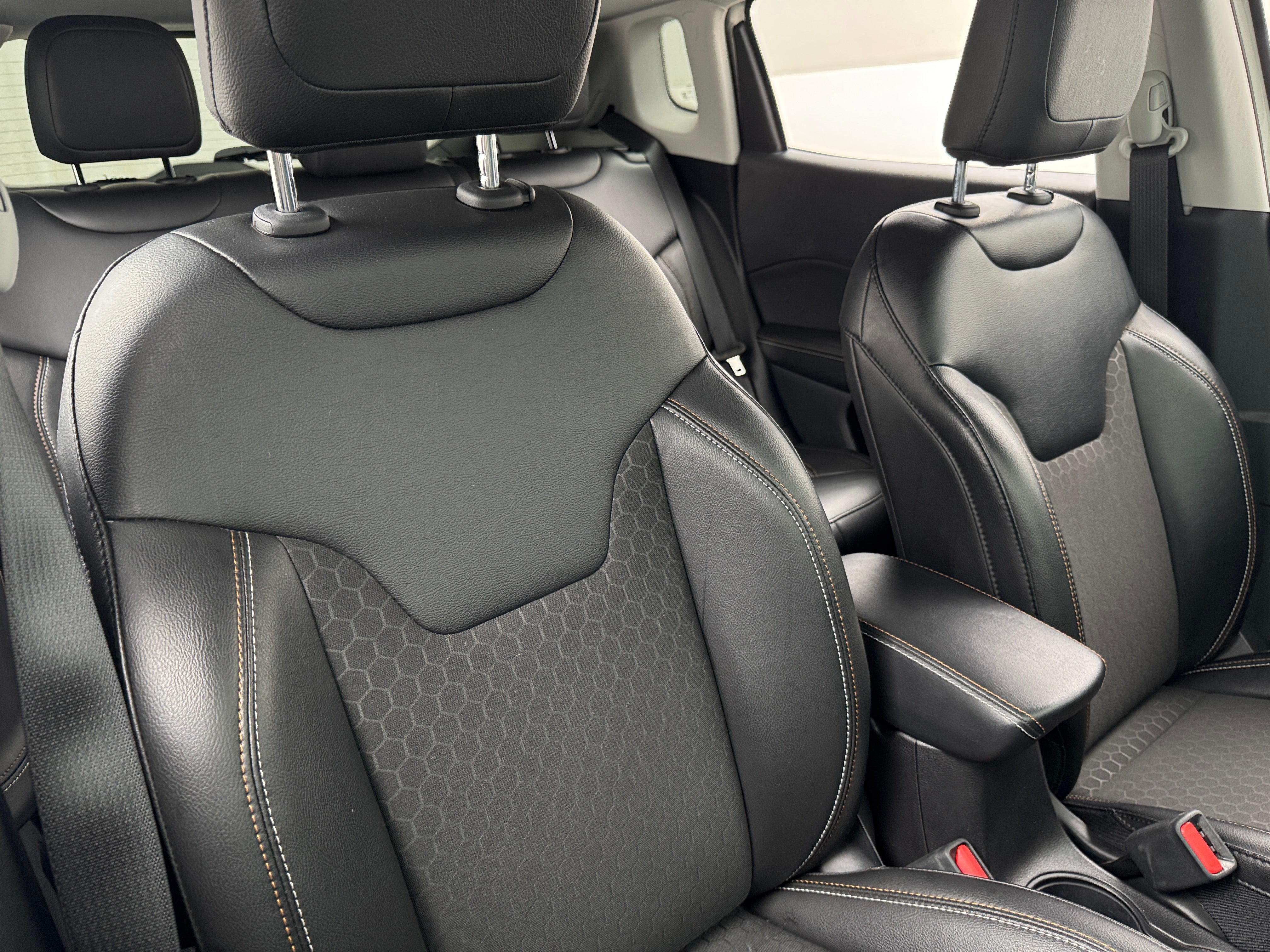 2020 Jeep Compass Latitude 2