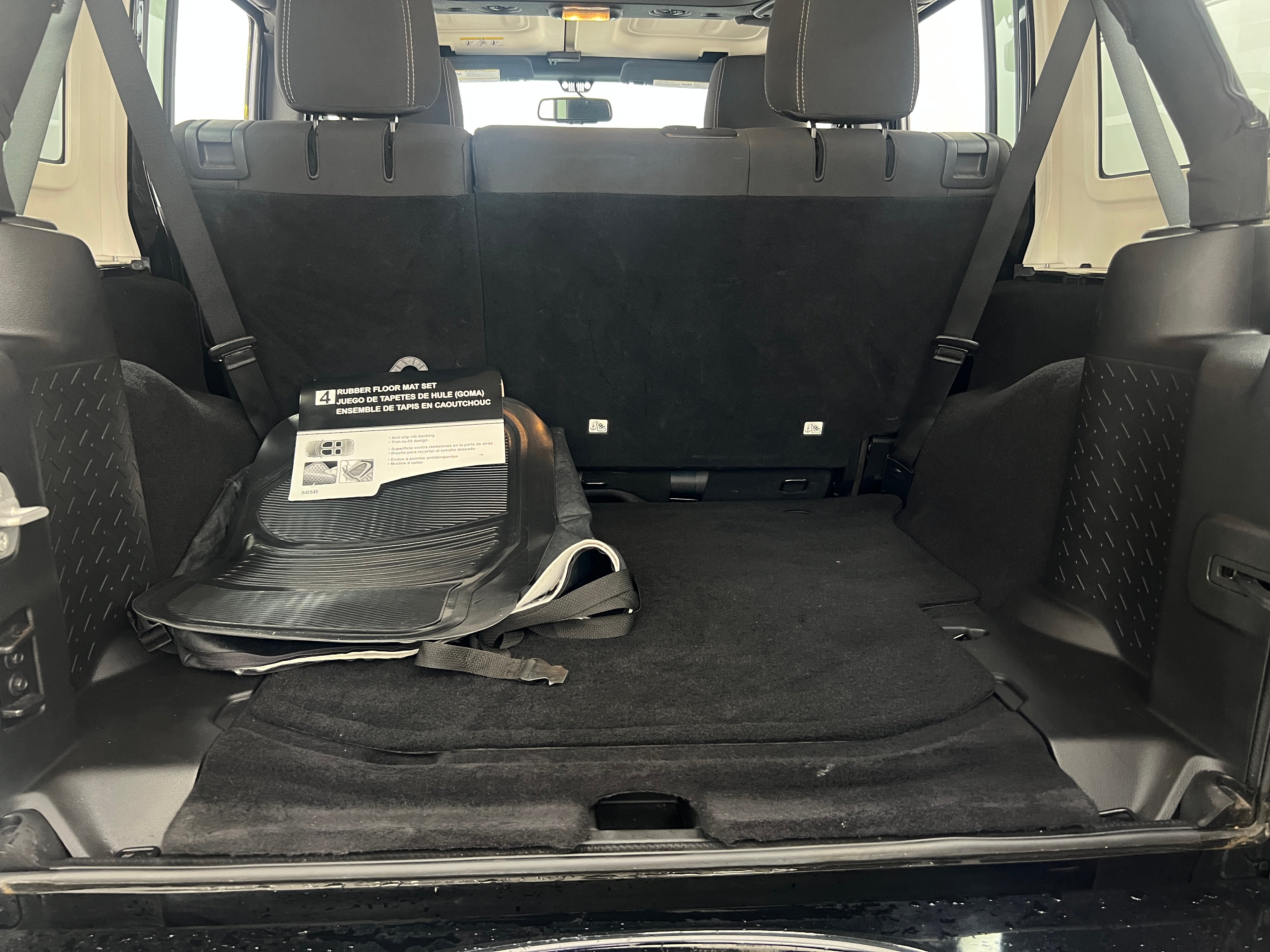 2018 Jeep Wrangler Unlimited Sahara 7