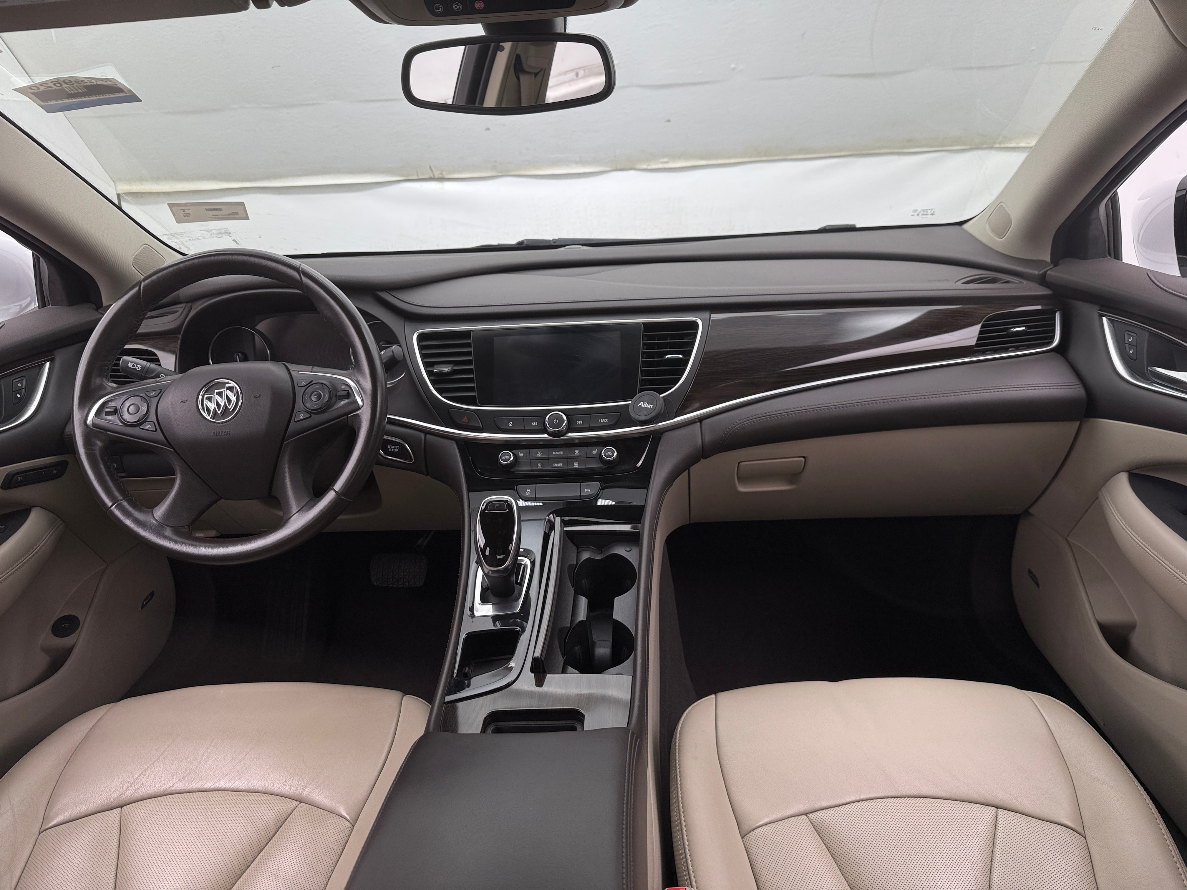 2019 Buick LaCrosse Essence 2