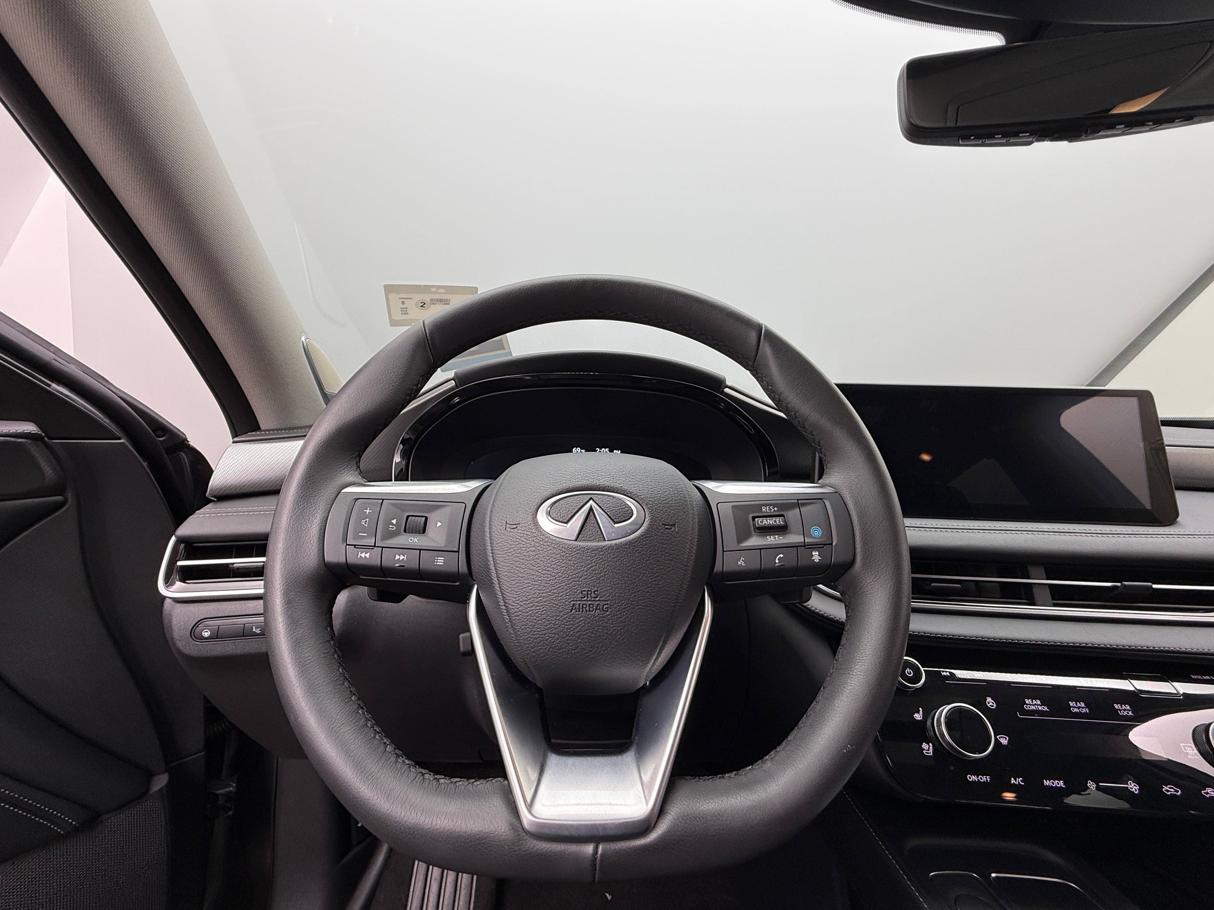 2024 INFINITI QX60 Luxe 4
