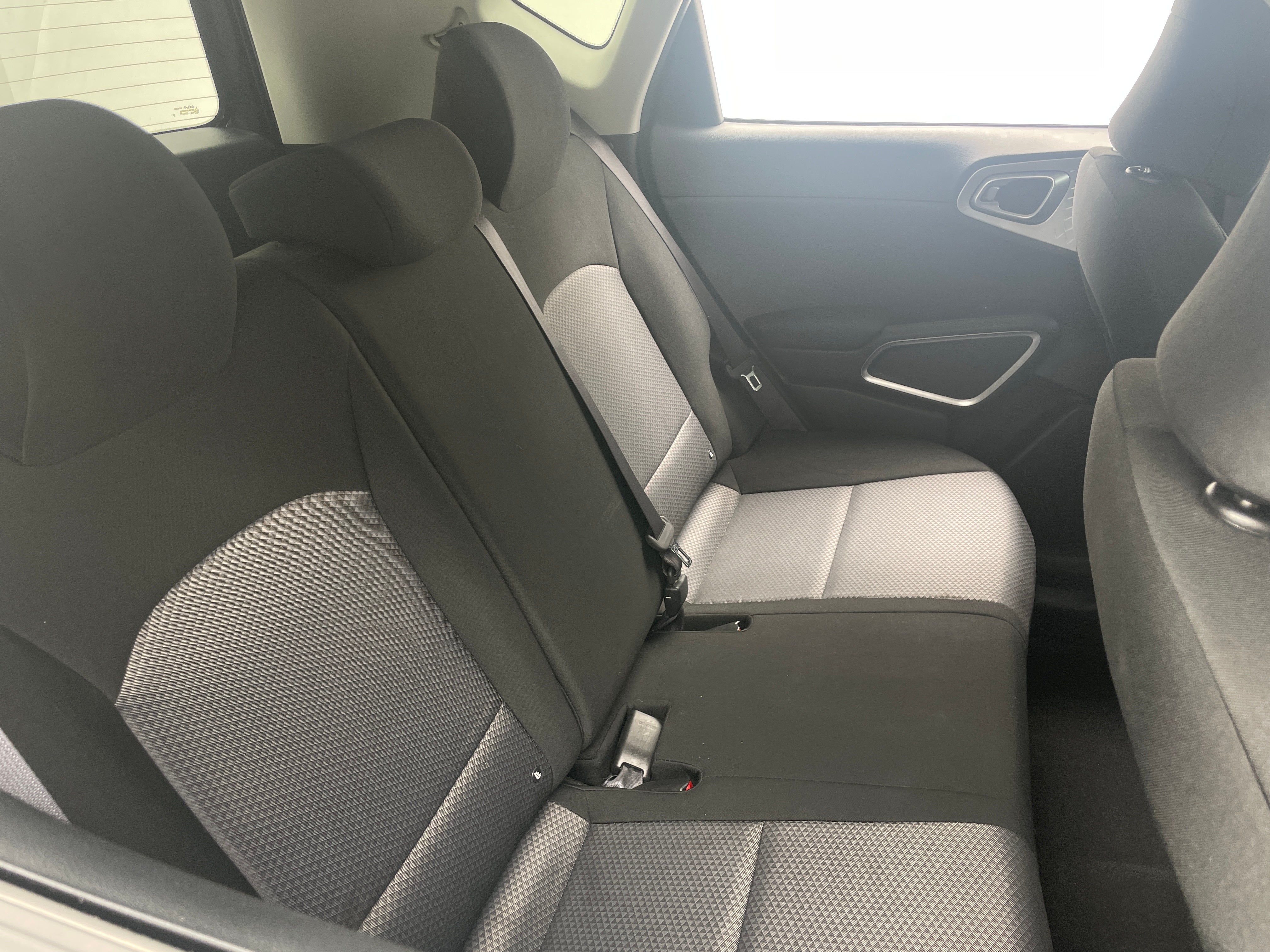 2022 Kia Soul LX 6