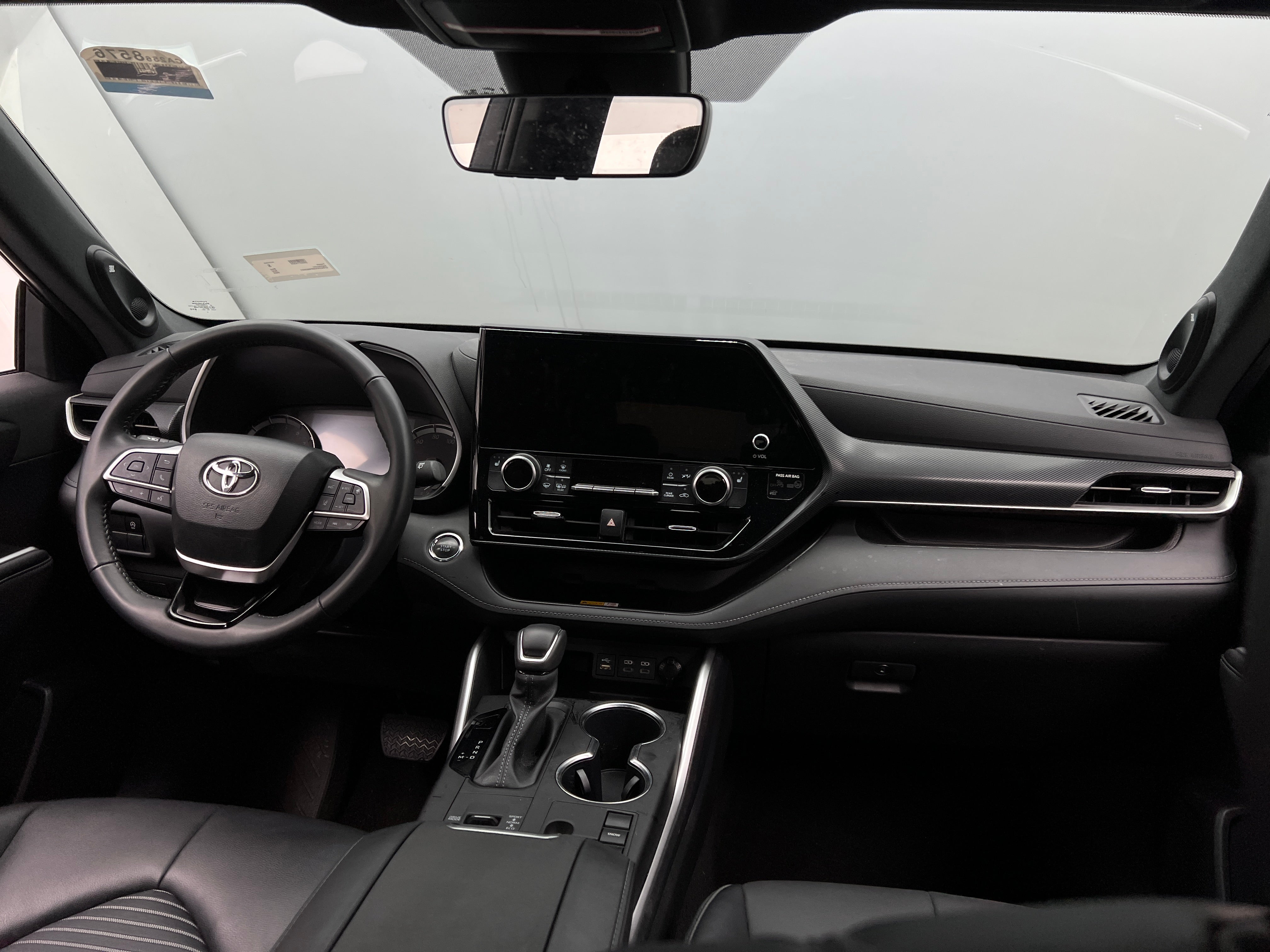 2023 Toyota Highlander XSE 2