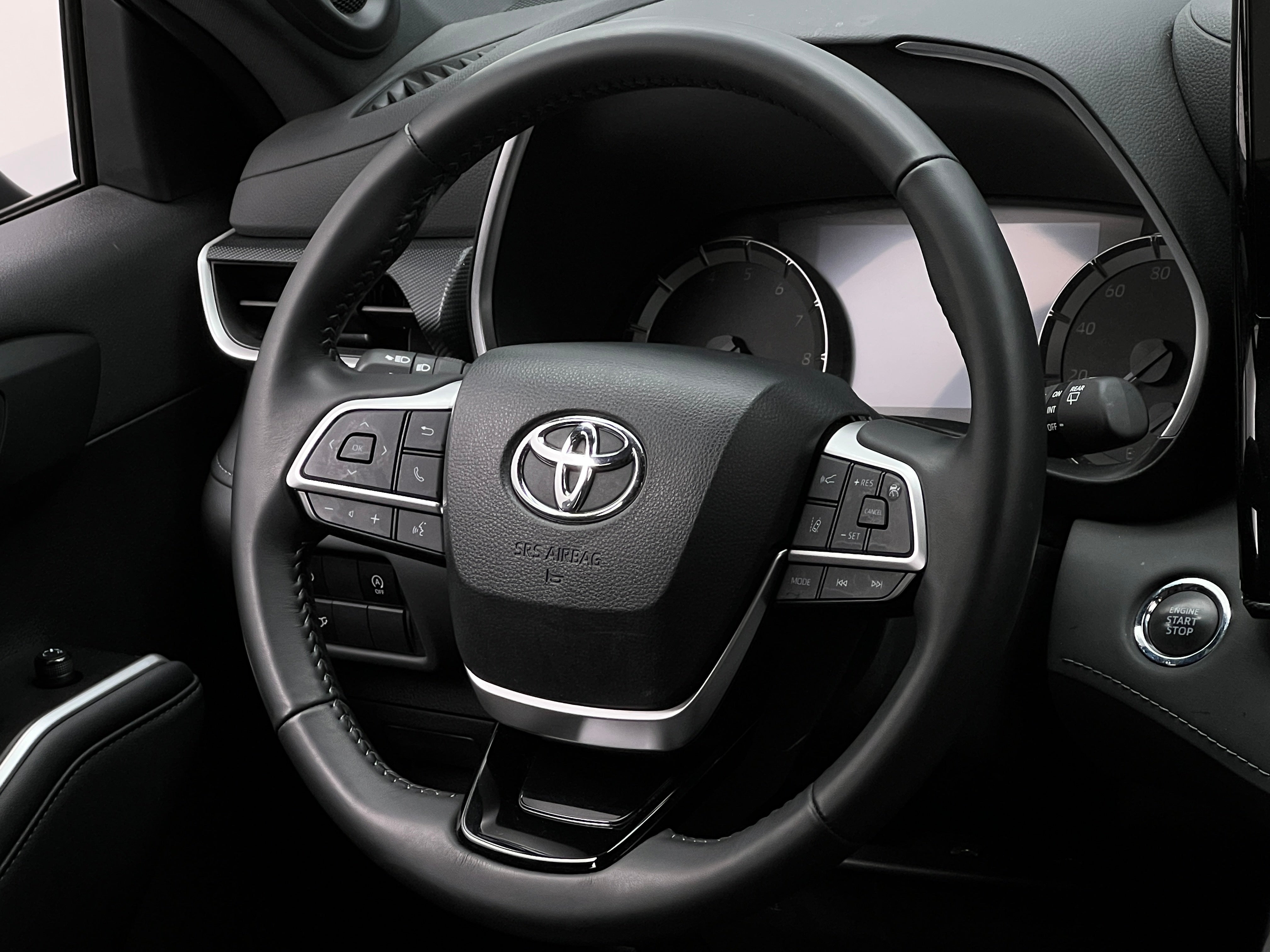 2023 Toyota Highlander XSE 4