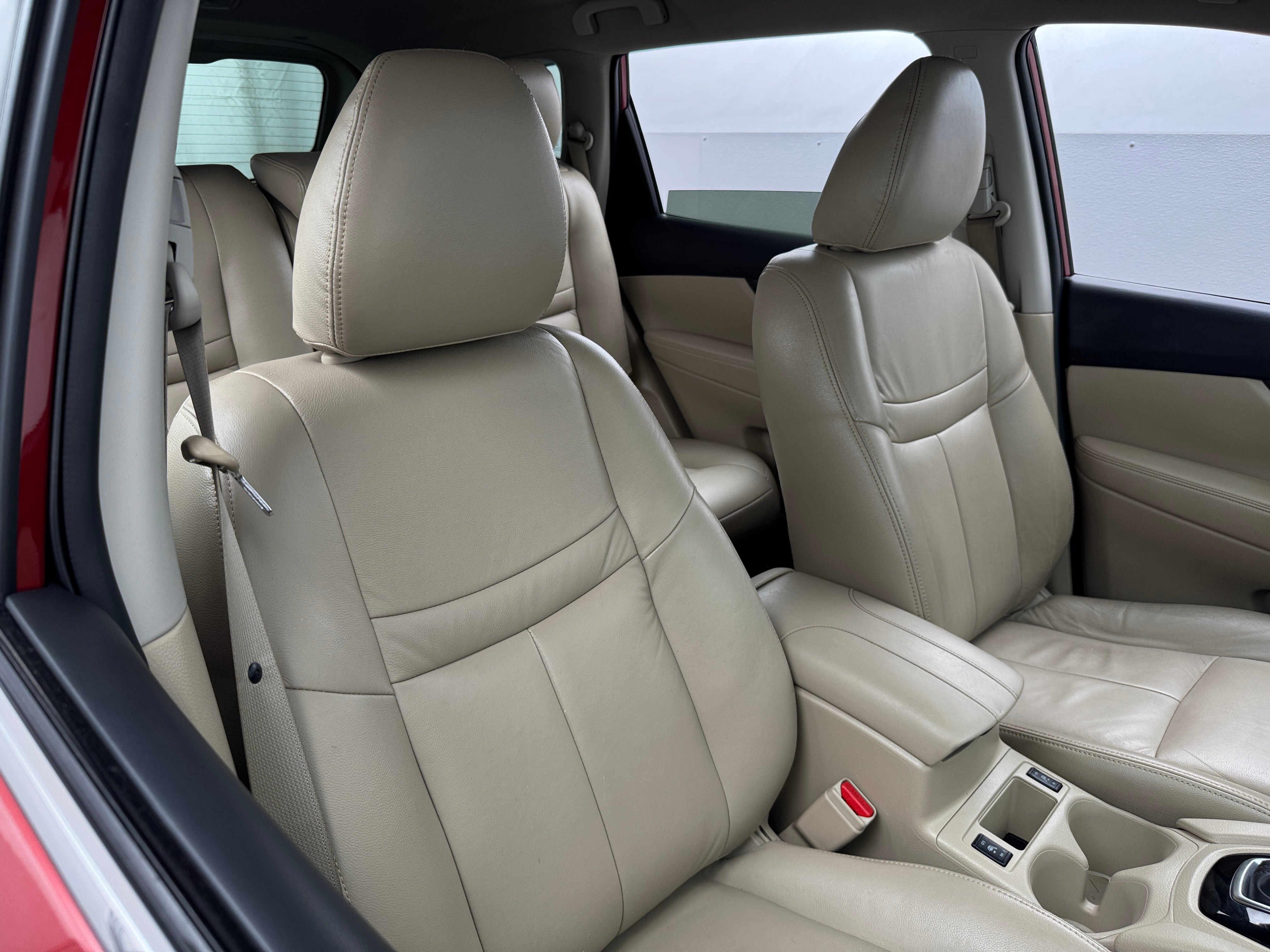 2018 Nissan Rogue SV 2
