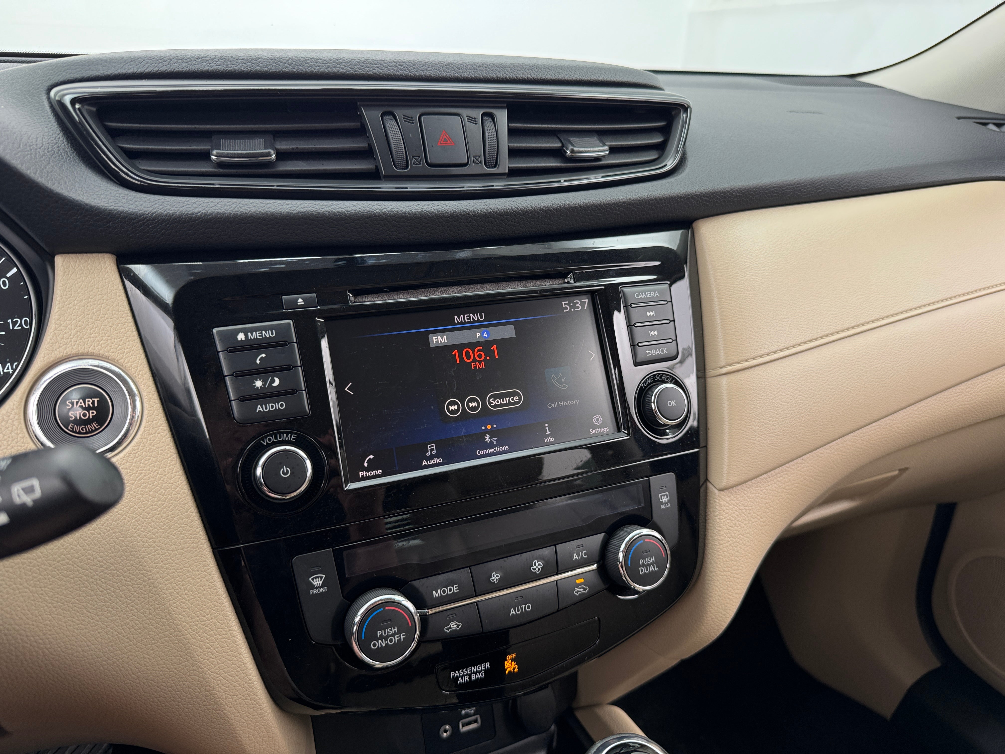 2018 Nissan Rogue SV 4