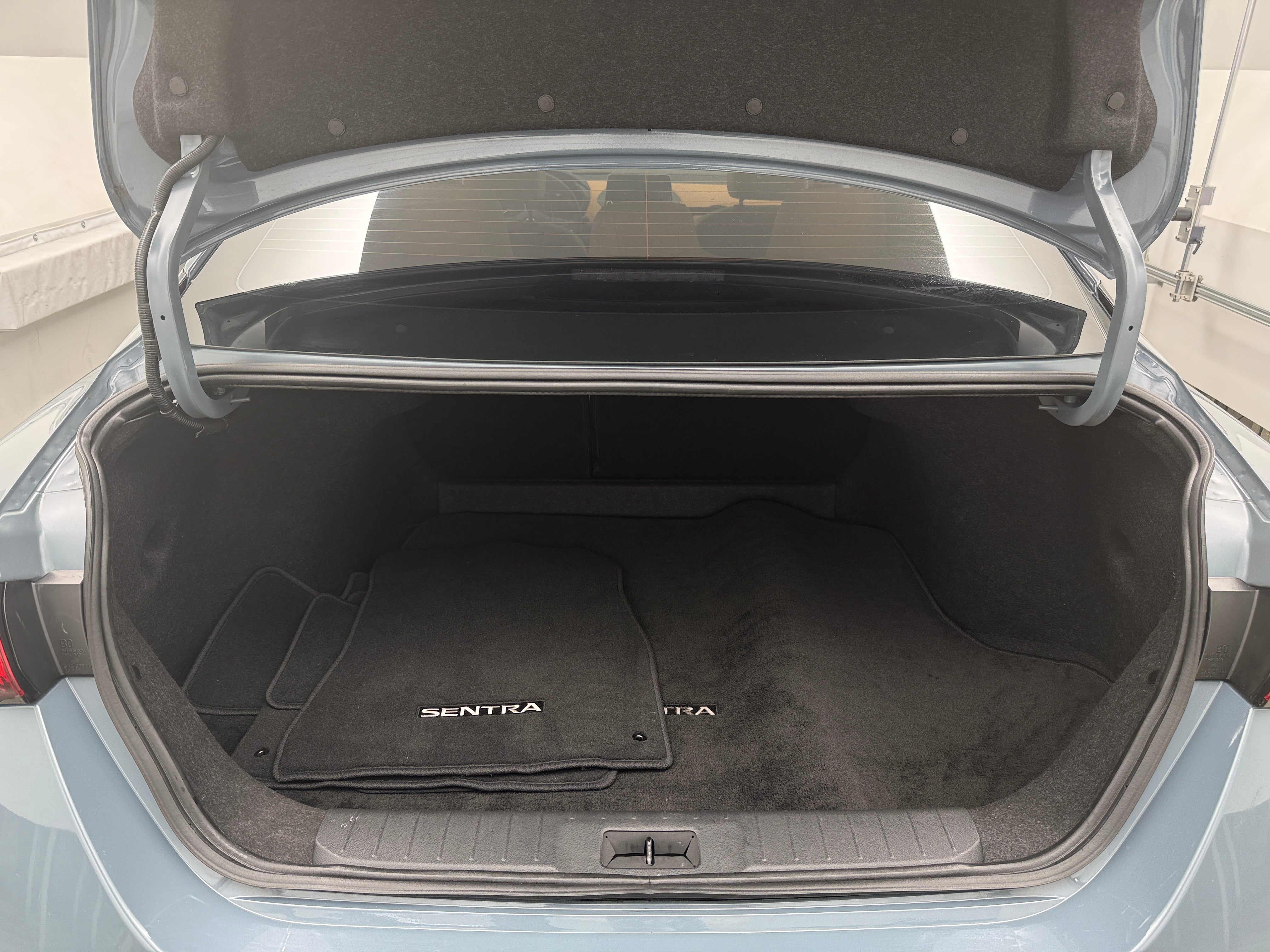 2024 Nissan Sentra SV 6
