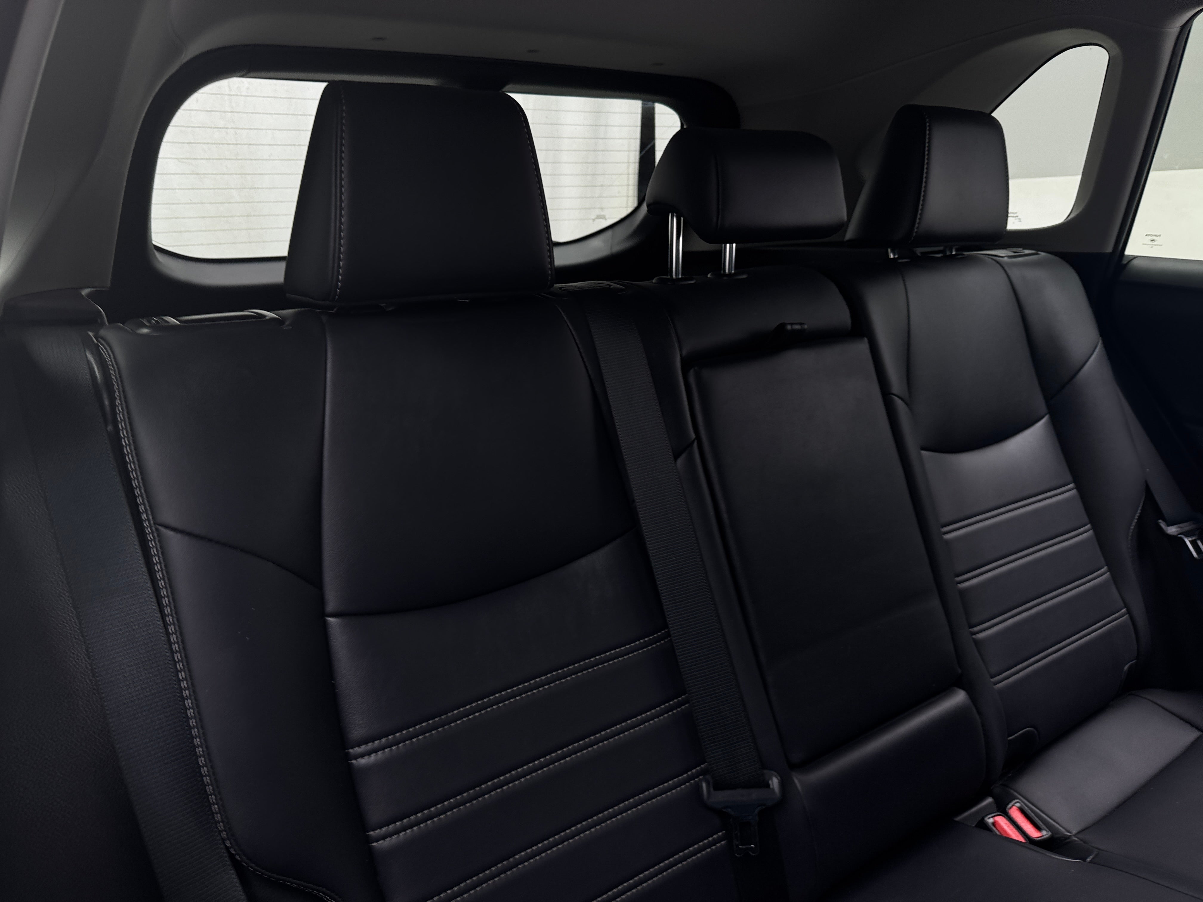 2019 Toyota RAV4 XLE Premium 6