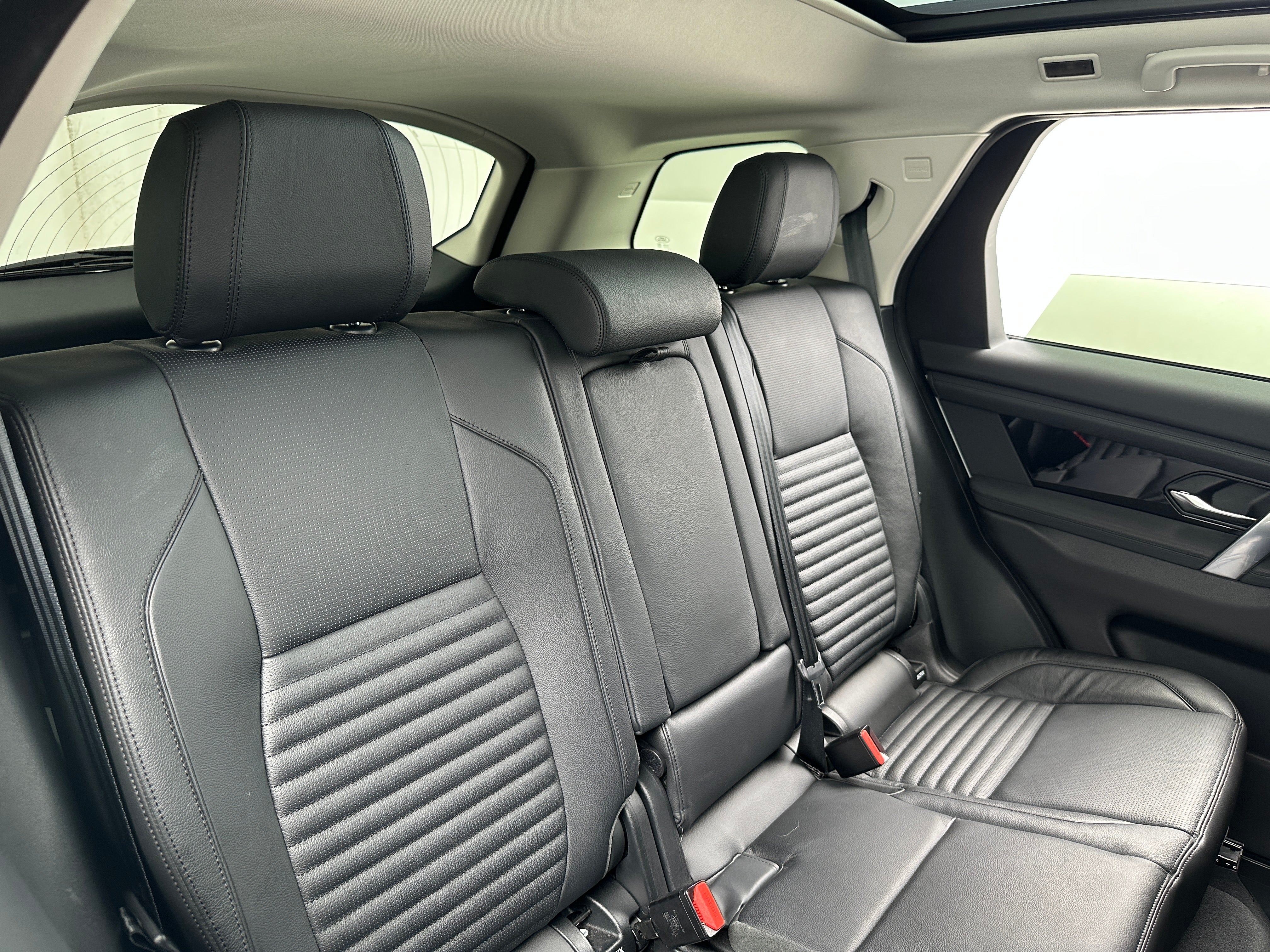 2020 Land Rover Discovery Sport SE 5