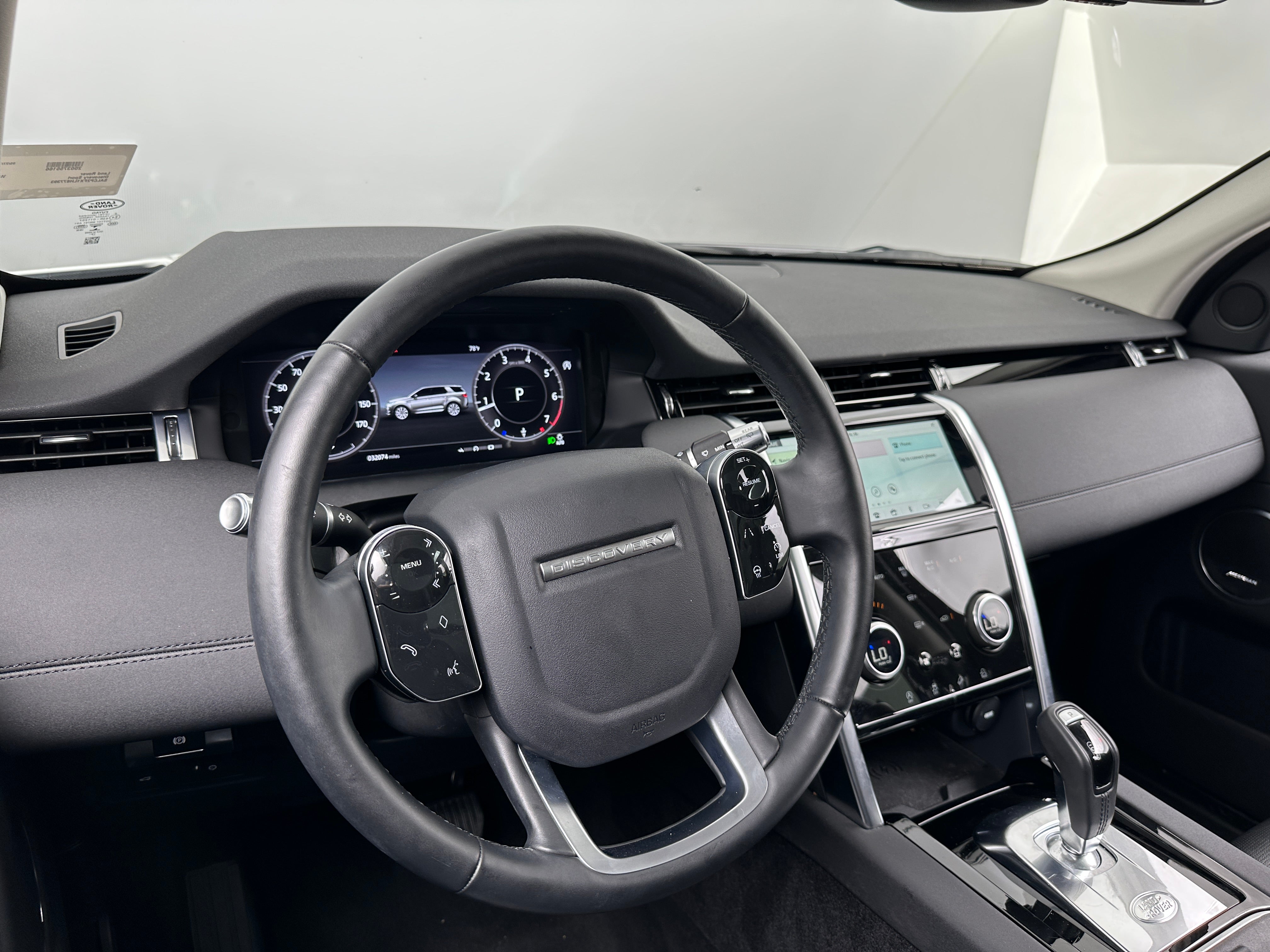 2020 Land Rover Discovery Sport SE 2