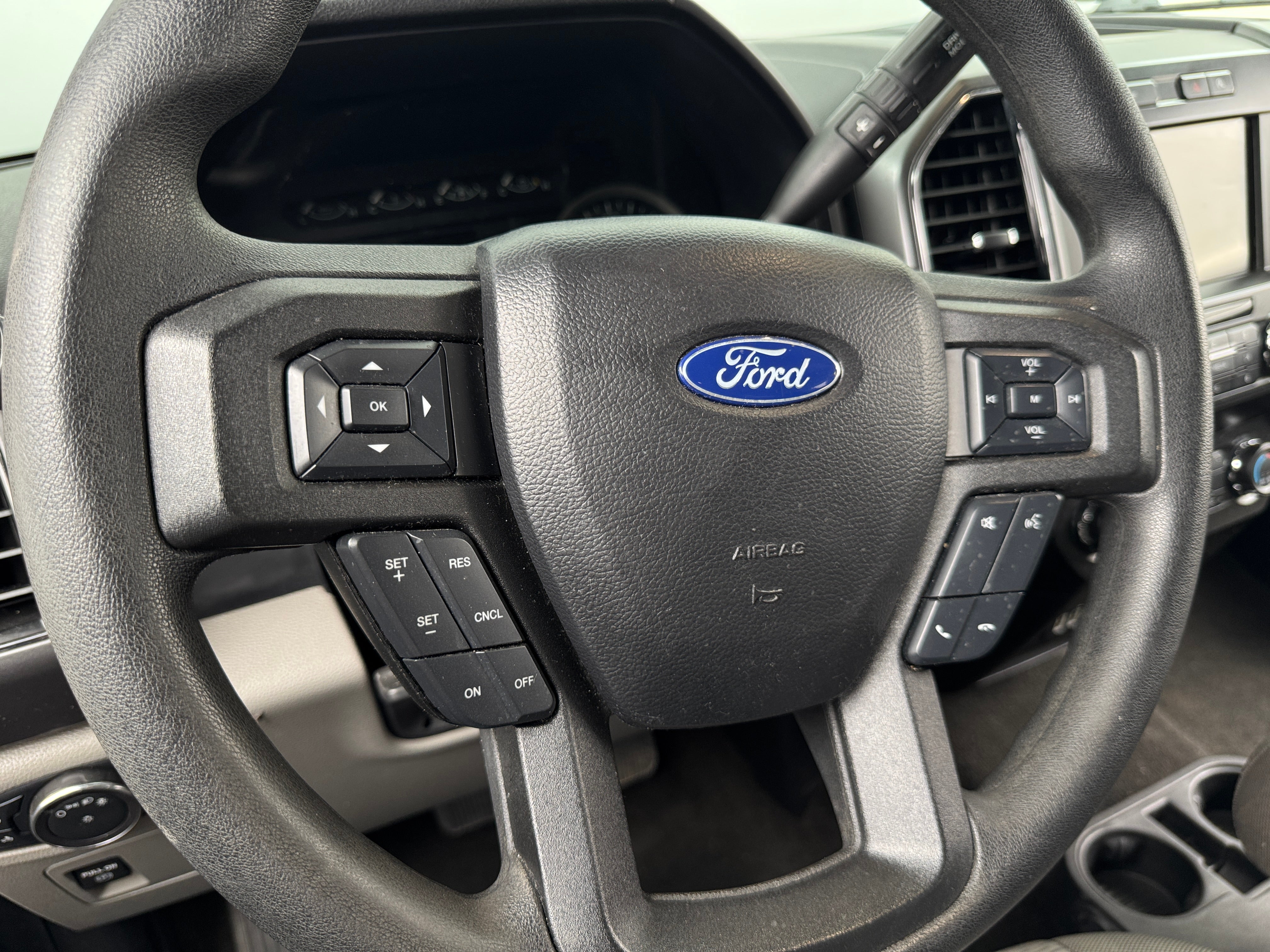 2019 Ford Econoline E-150 5