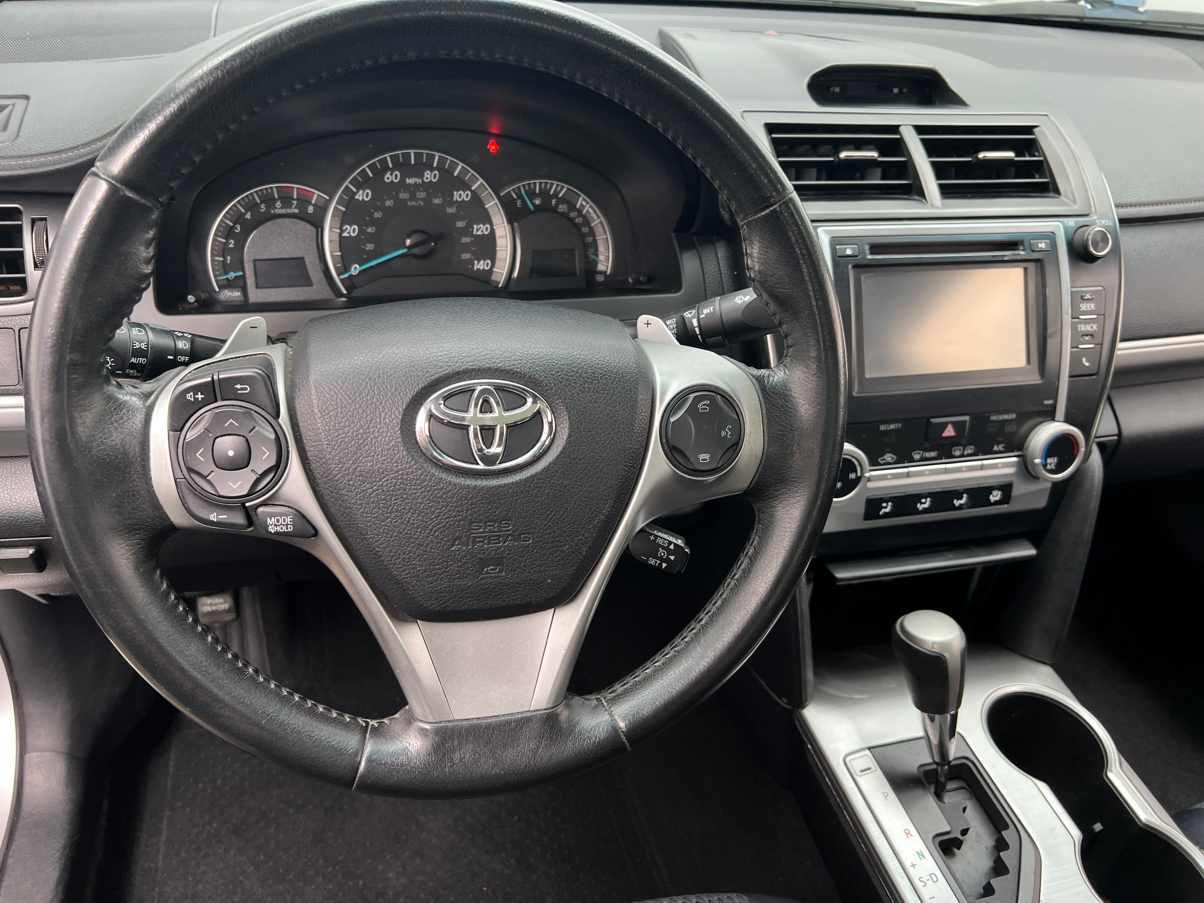 2014 Toyota Camry SE 5