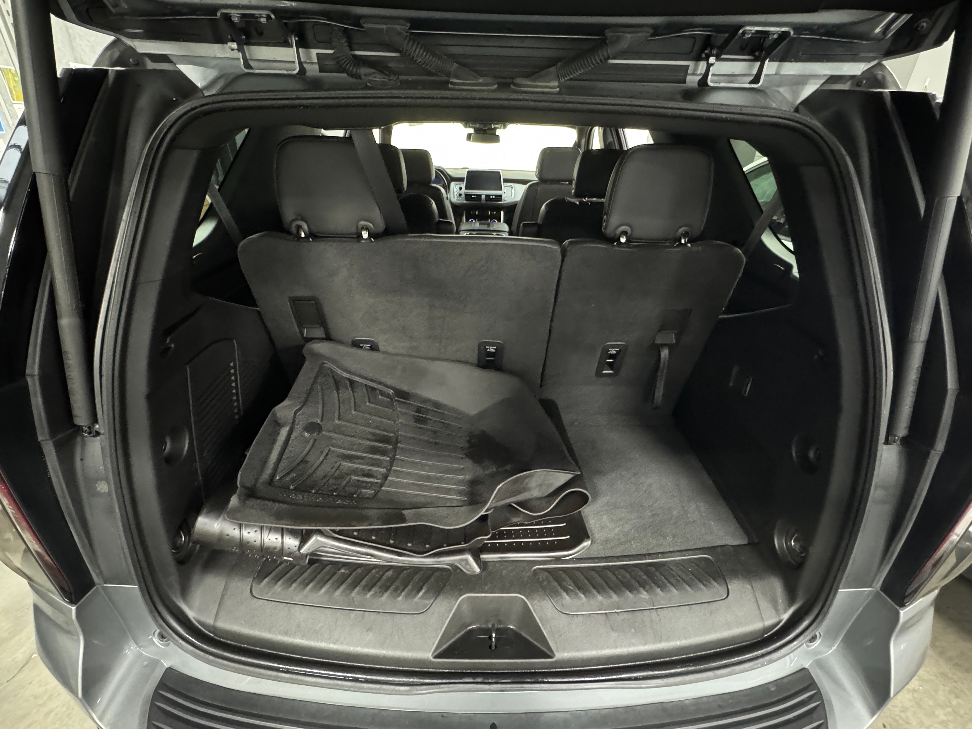 2023 Chevrolet Tahoe LT 6