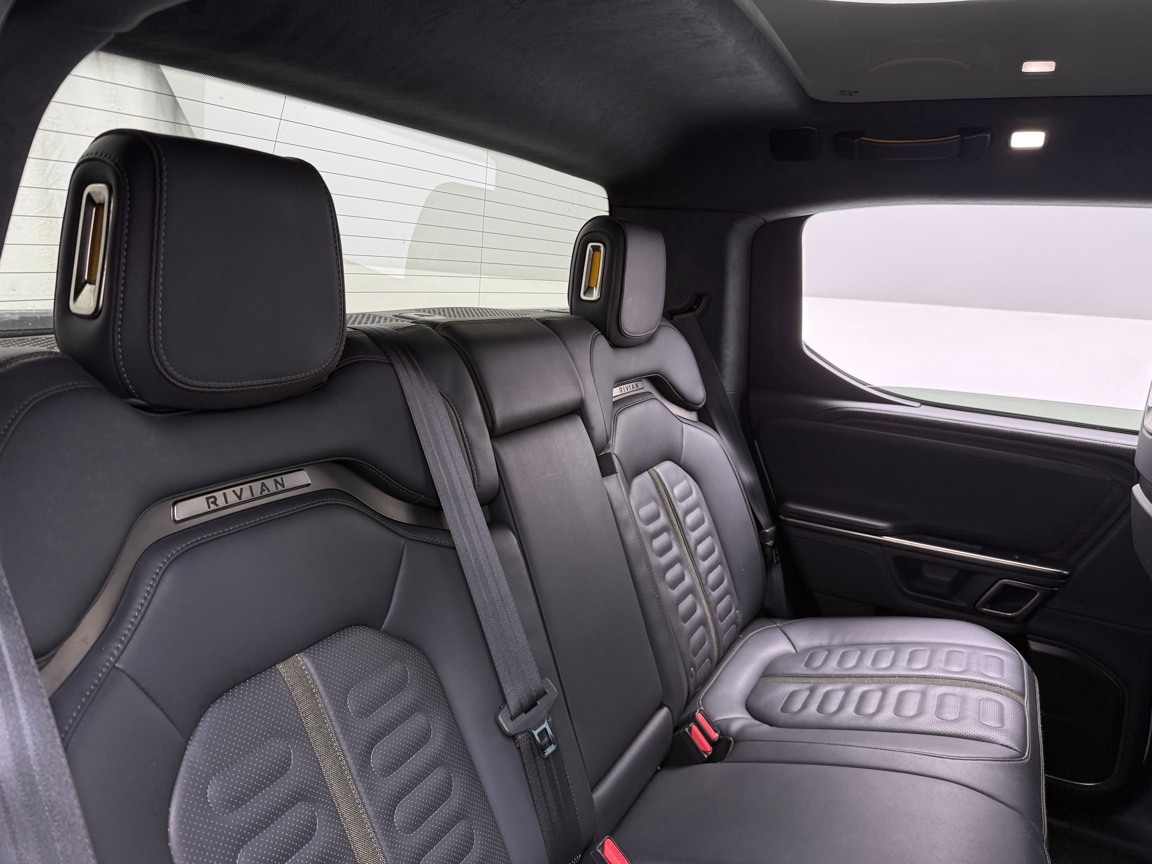 2022 Rivian R1T Adventure 5