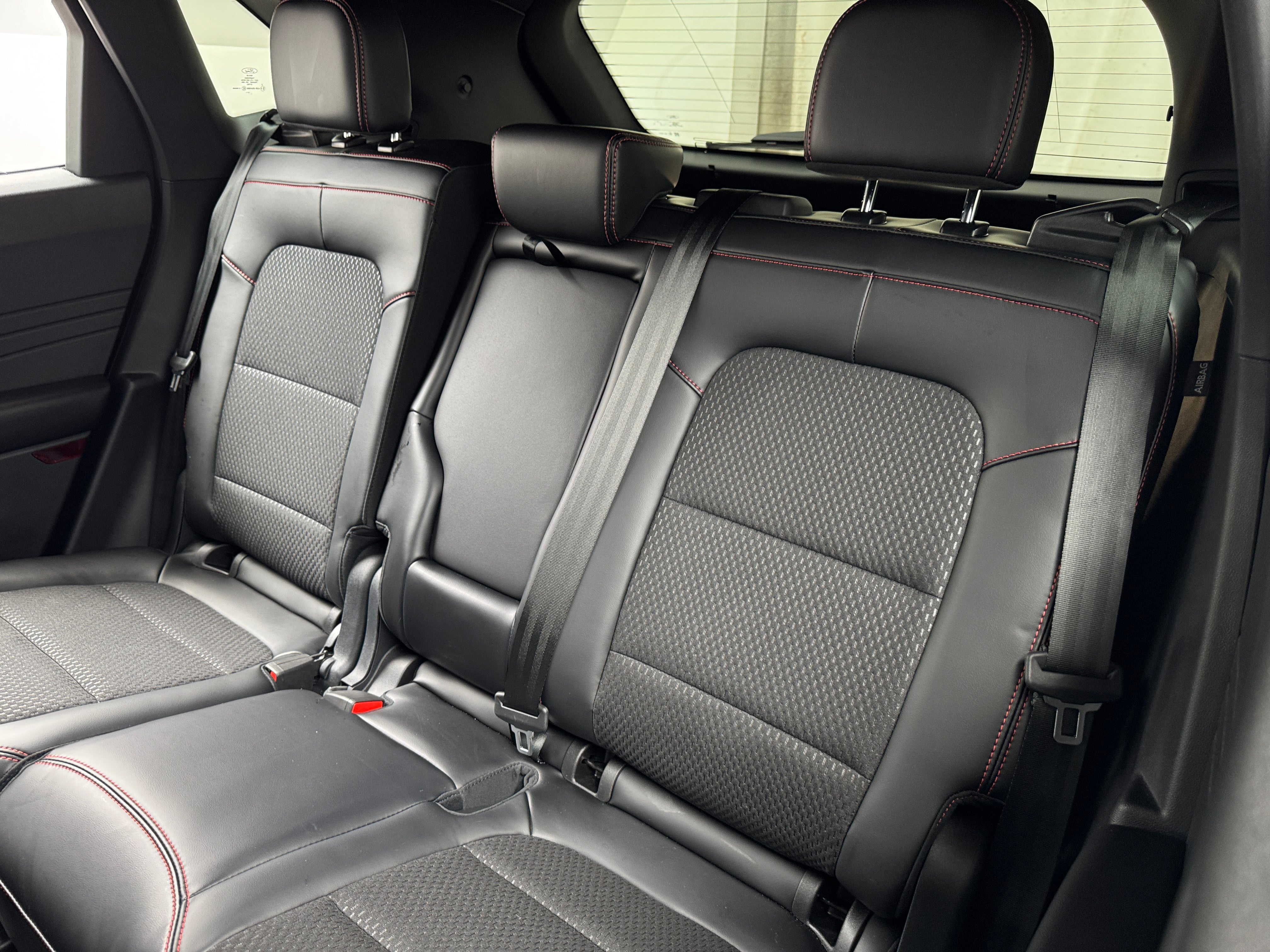 2025 Ford Escape ST-Line 5