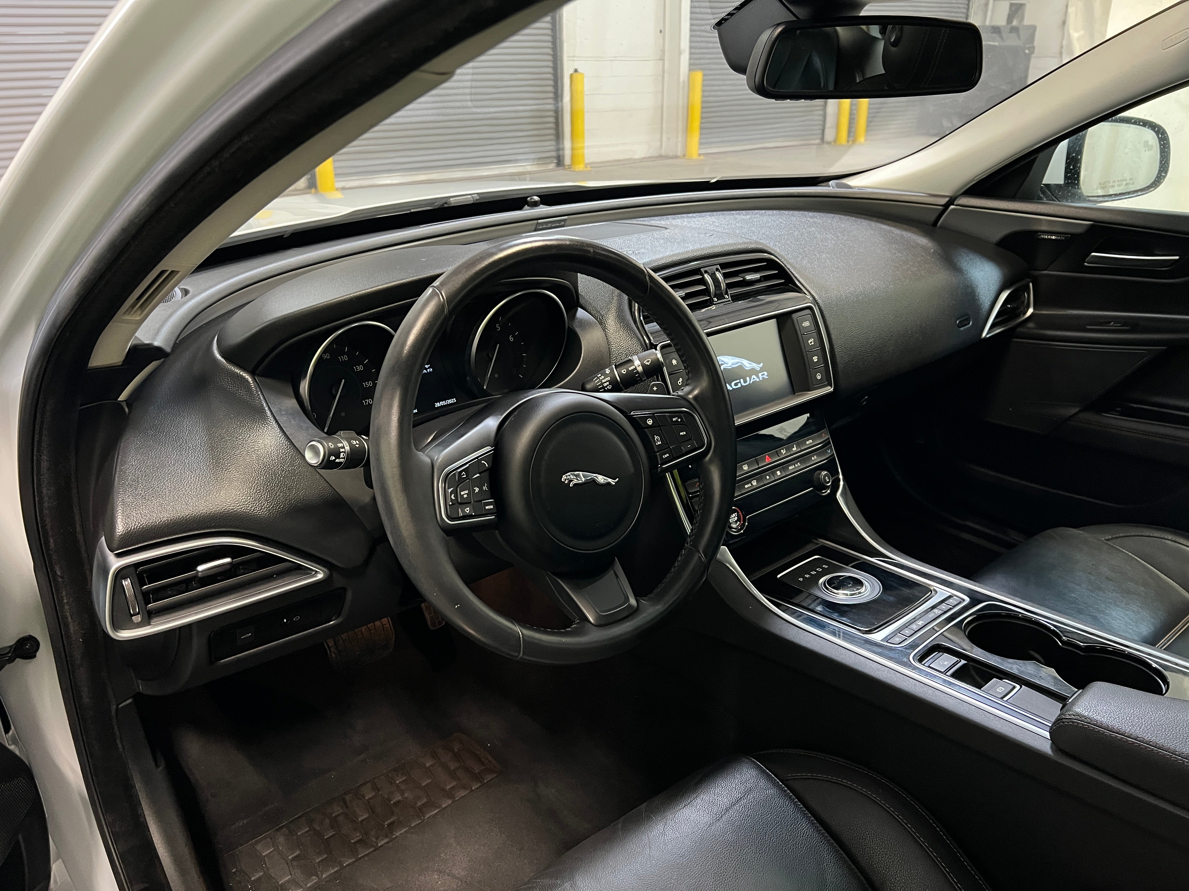 2017 Jaguar XE Prestige 2