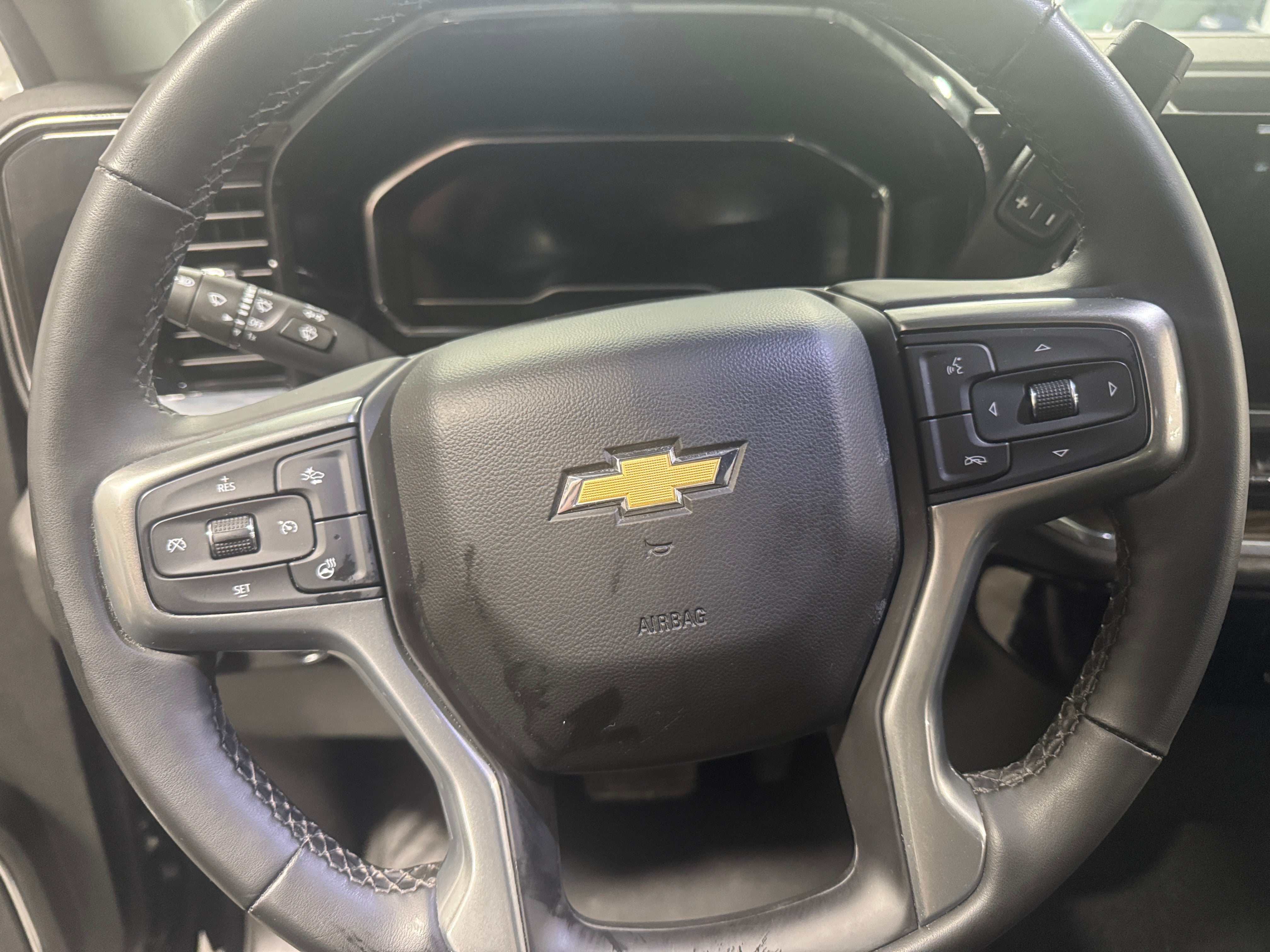 2023 Chevrolet Silverado 1500 LT 5