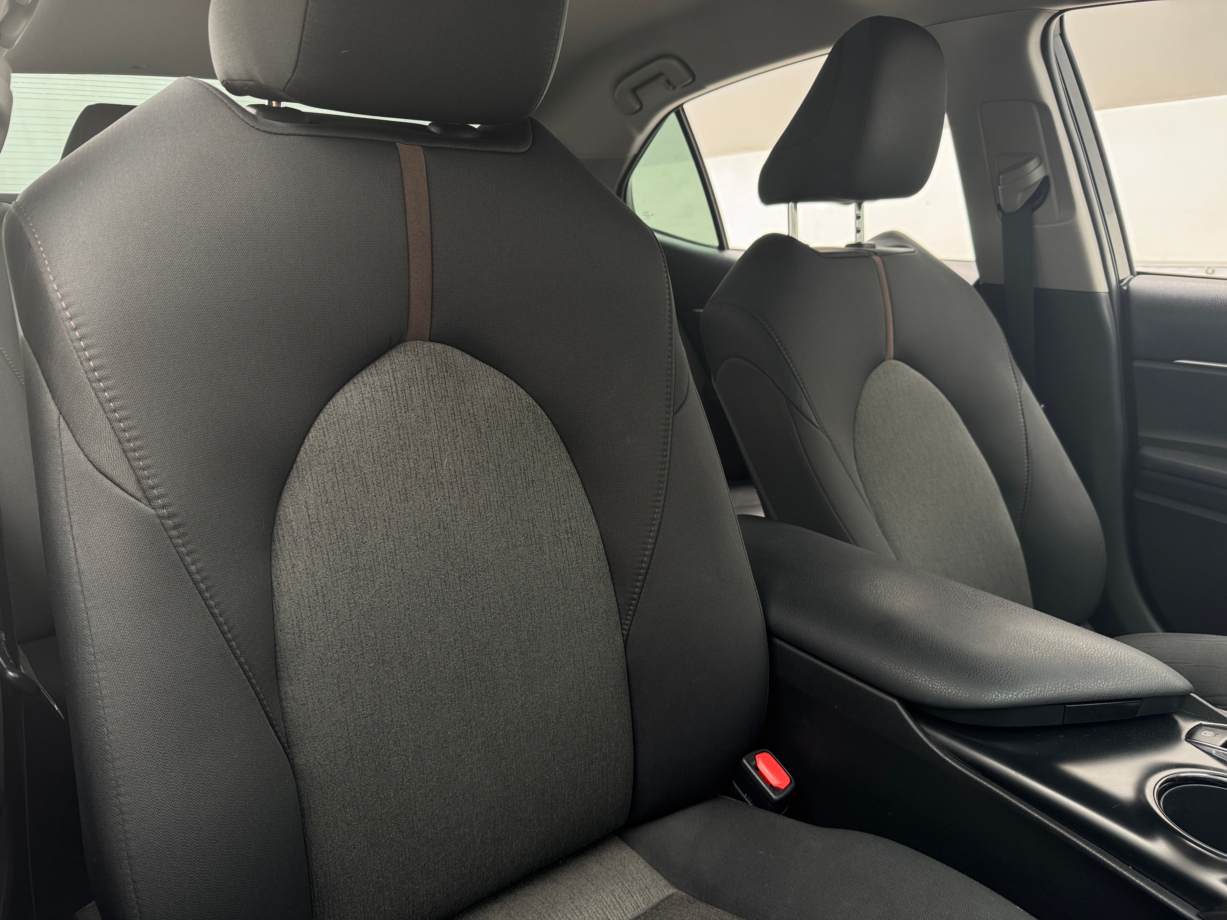 2020 Toyota Camry LE 2