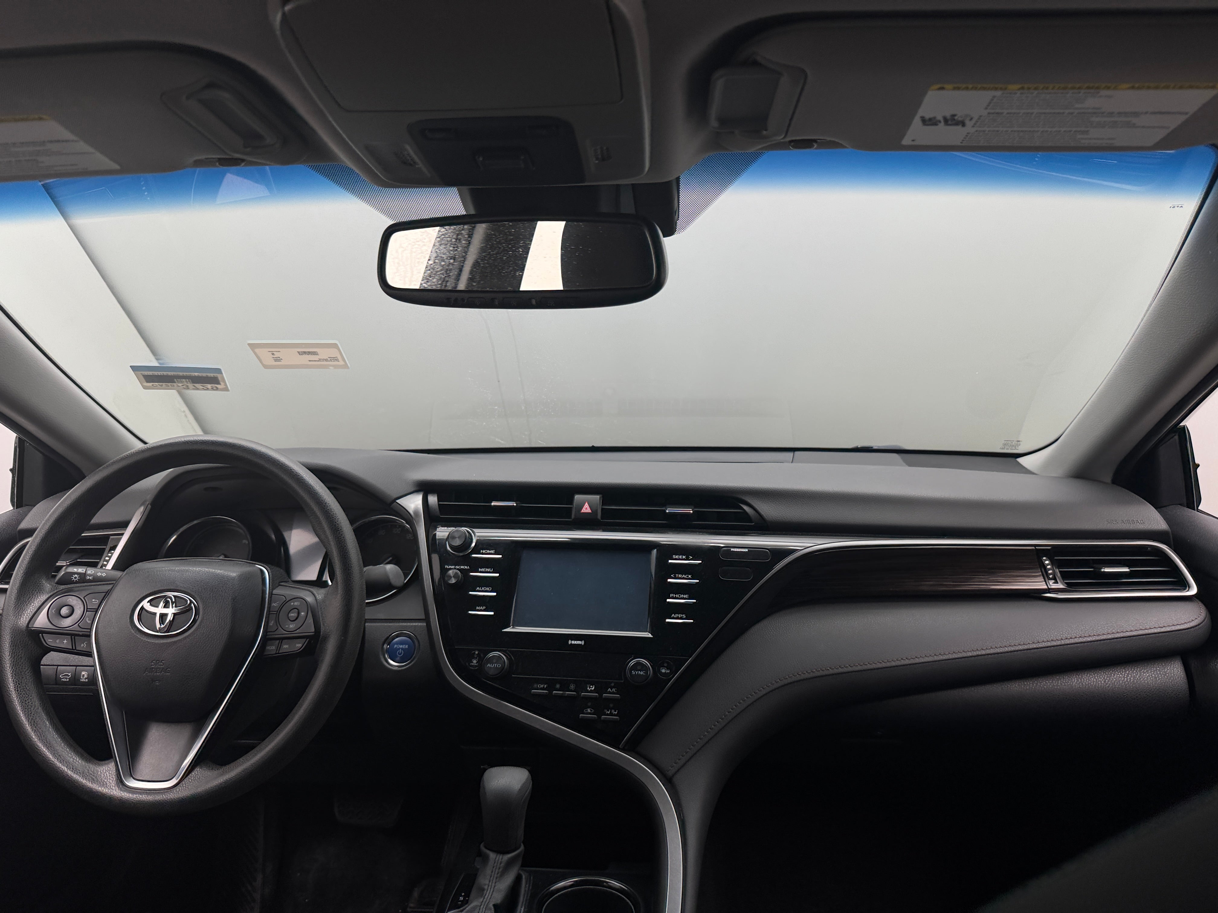 2020 Toyota Camry LE 3