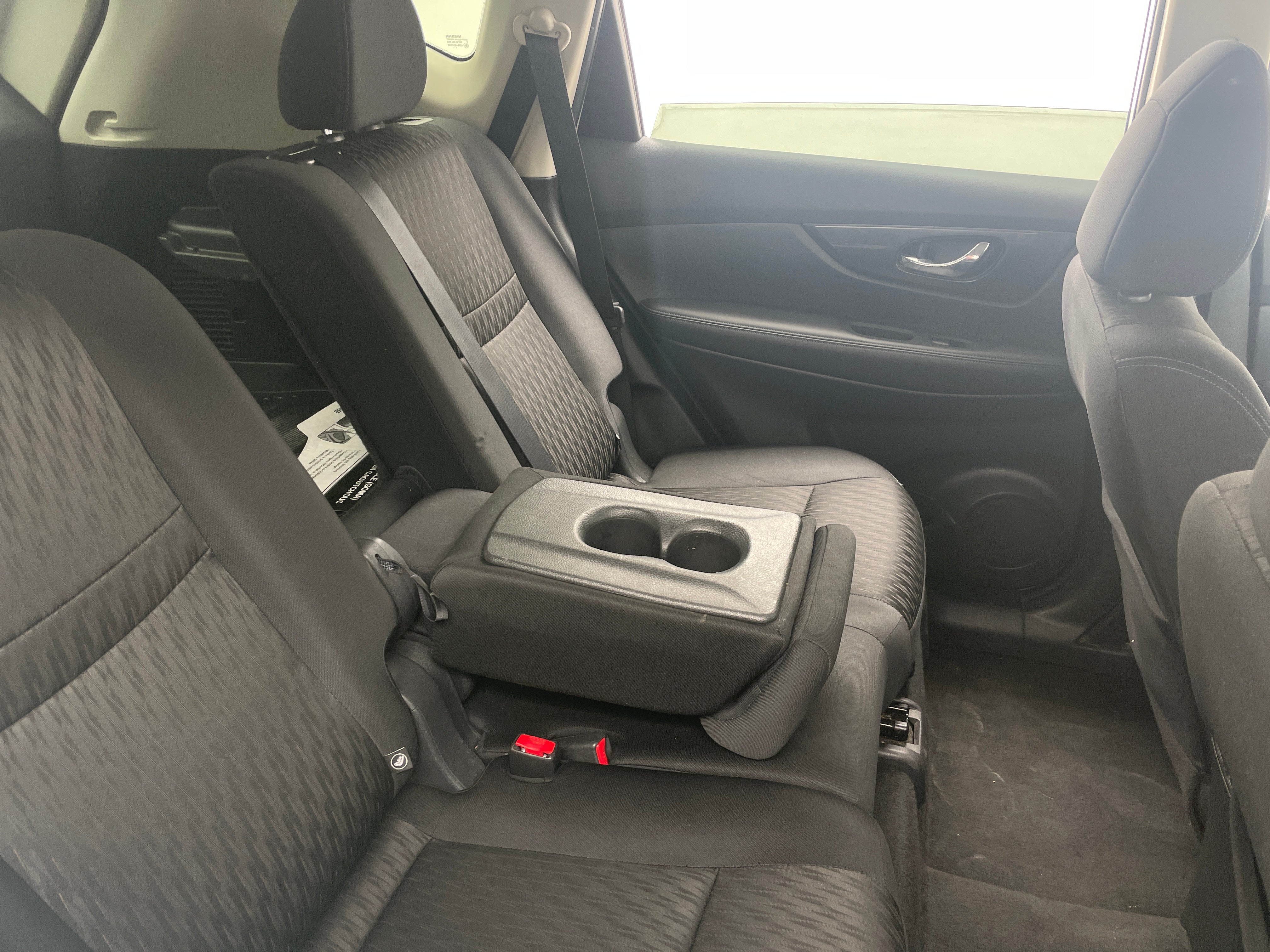 2018 Nissan Rogue SV 6