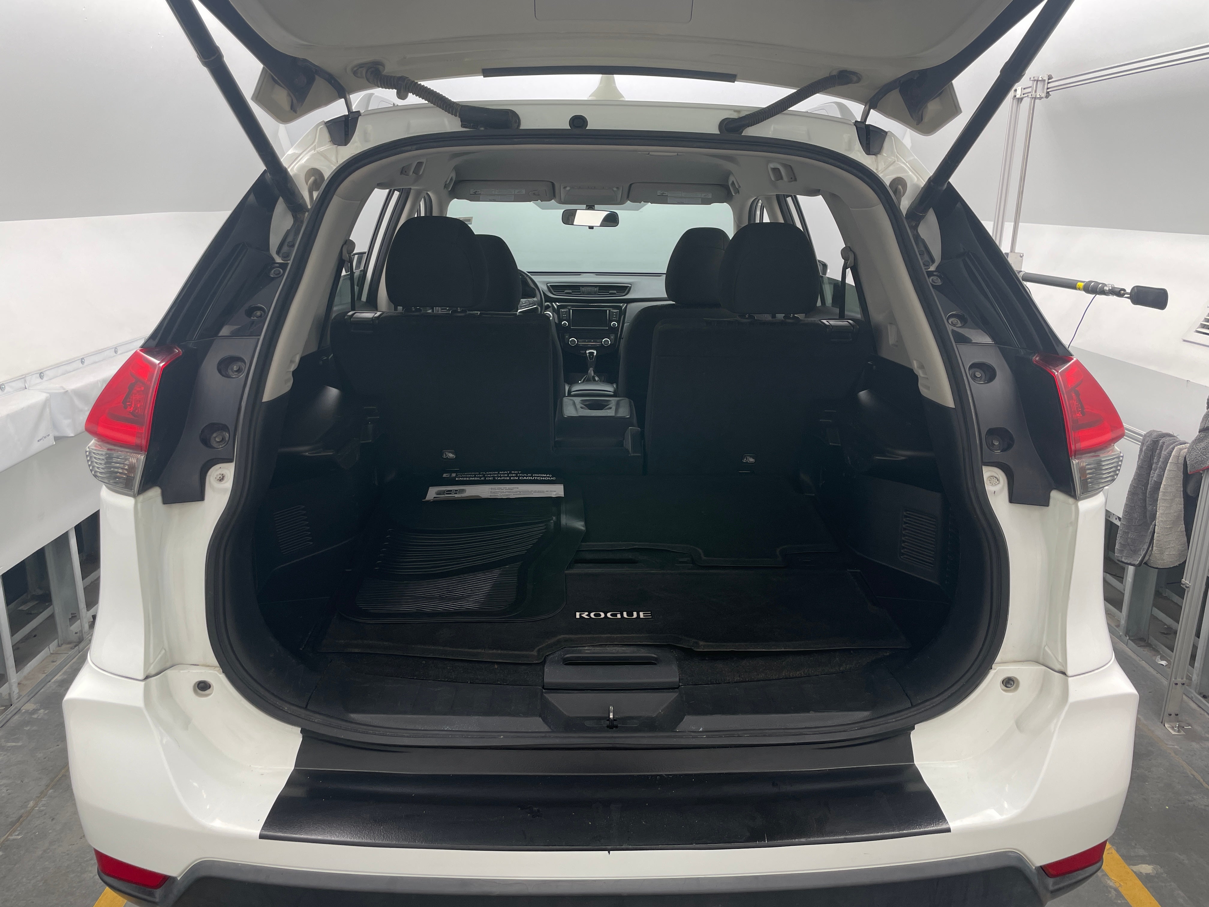 2018 Nissan Rogue SV 7